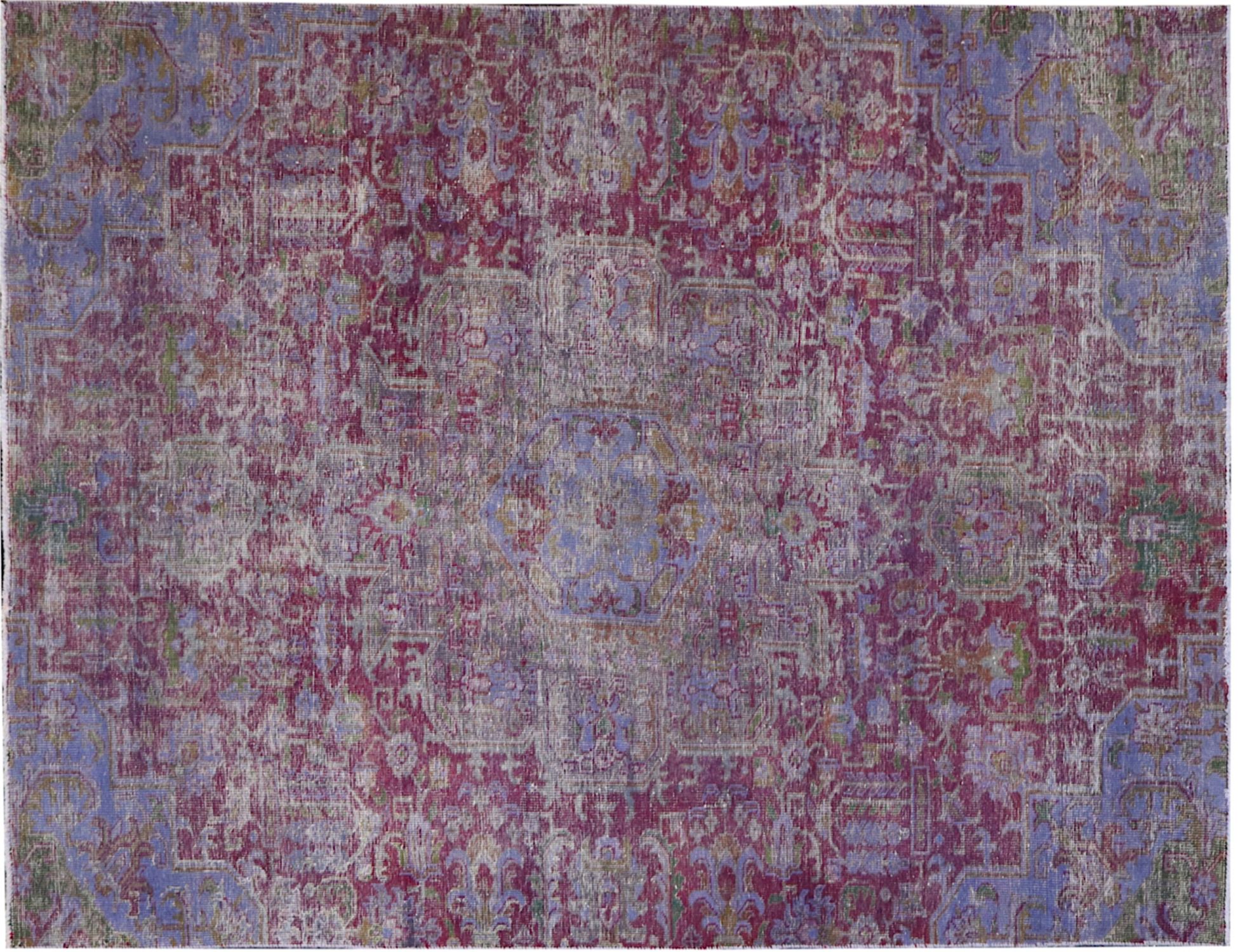 Persian Vintage    <br/>305 x 190 cm