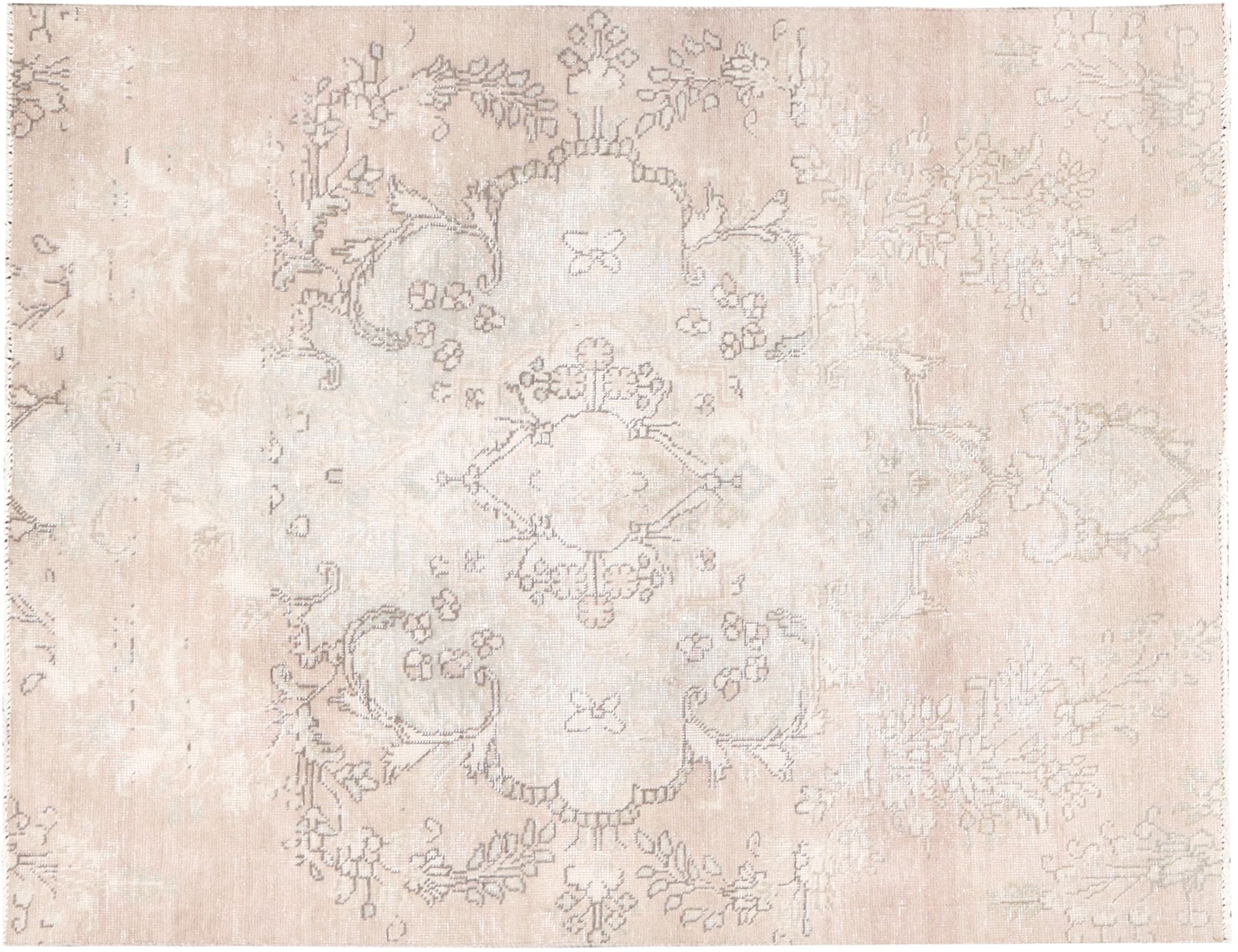 Persian Vintage    <br/>175 x 131 cm