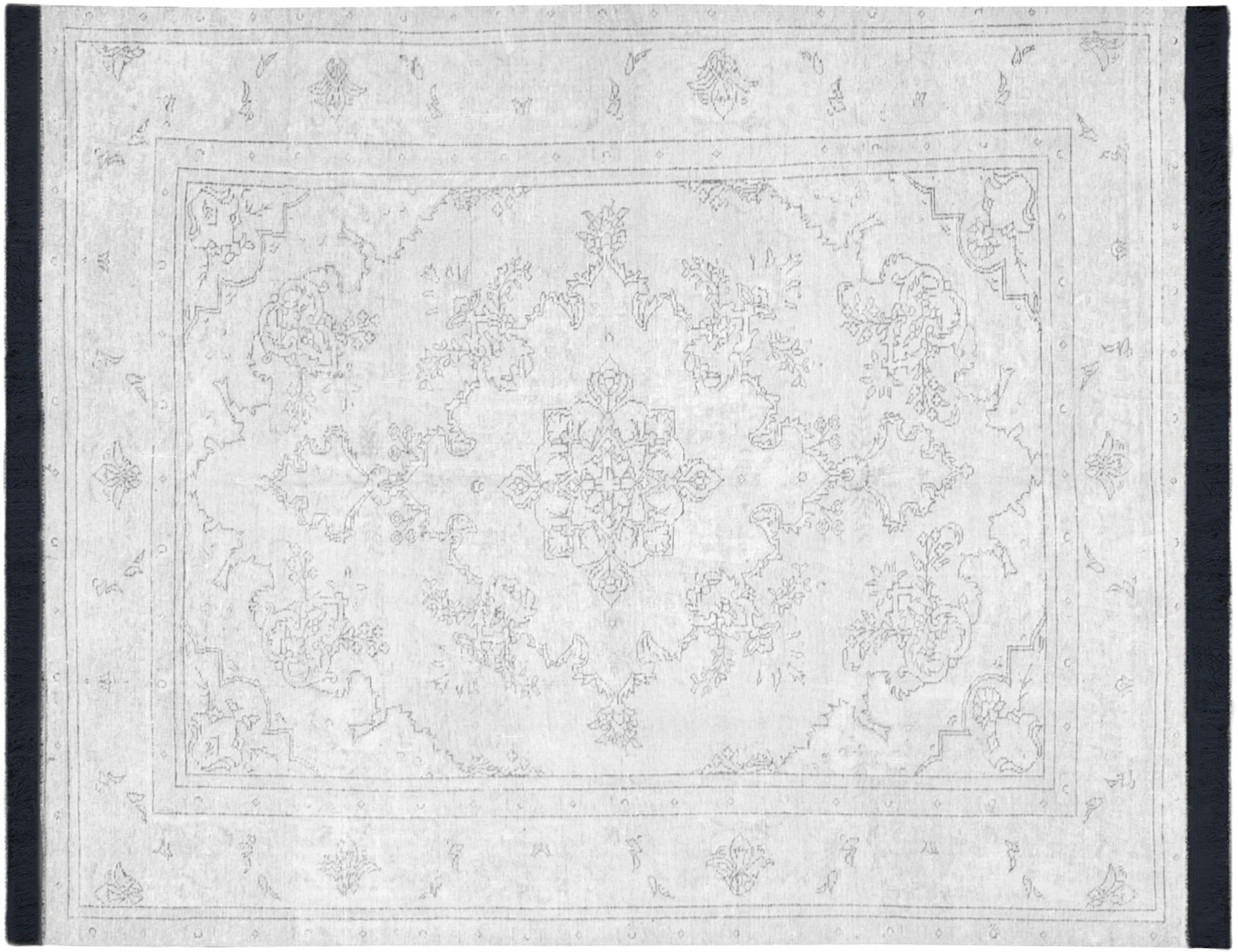 Persian Vintage    <br/>286 x 197 cm