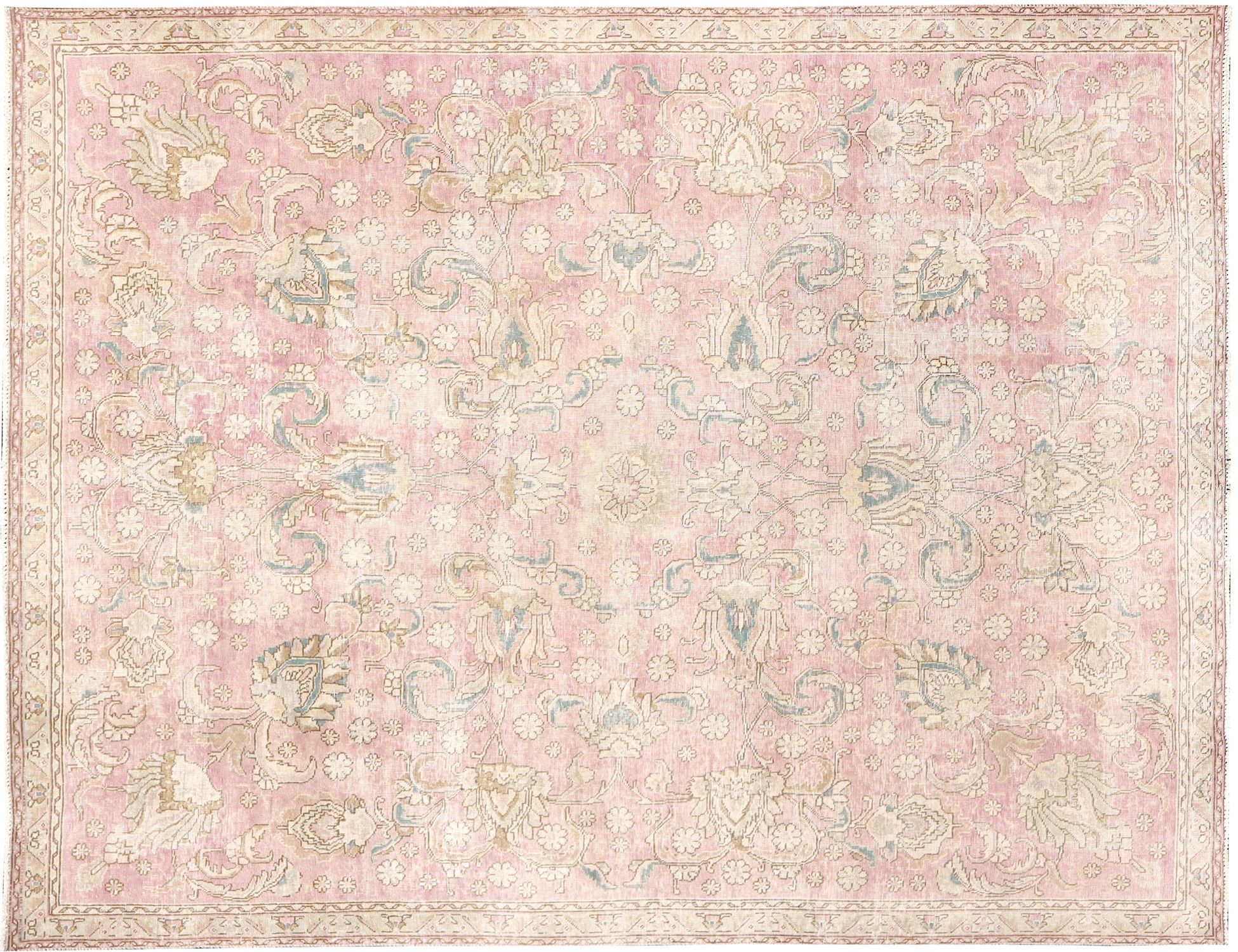 Persian Vintage    <br/>282 x 228 cm