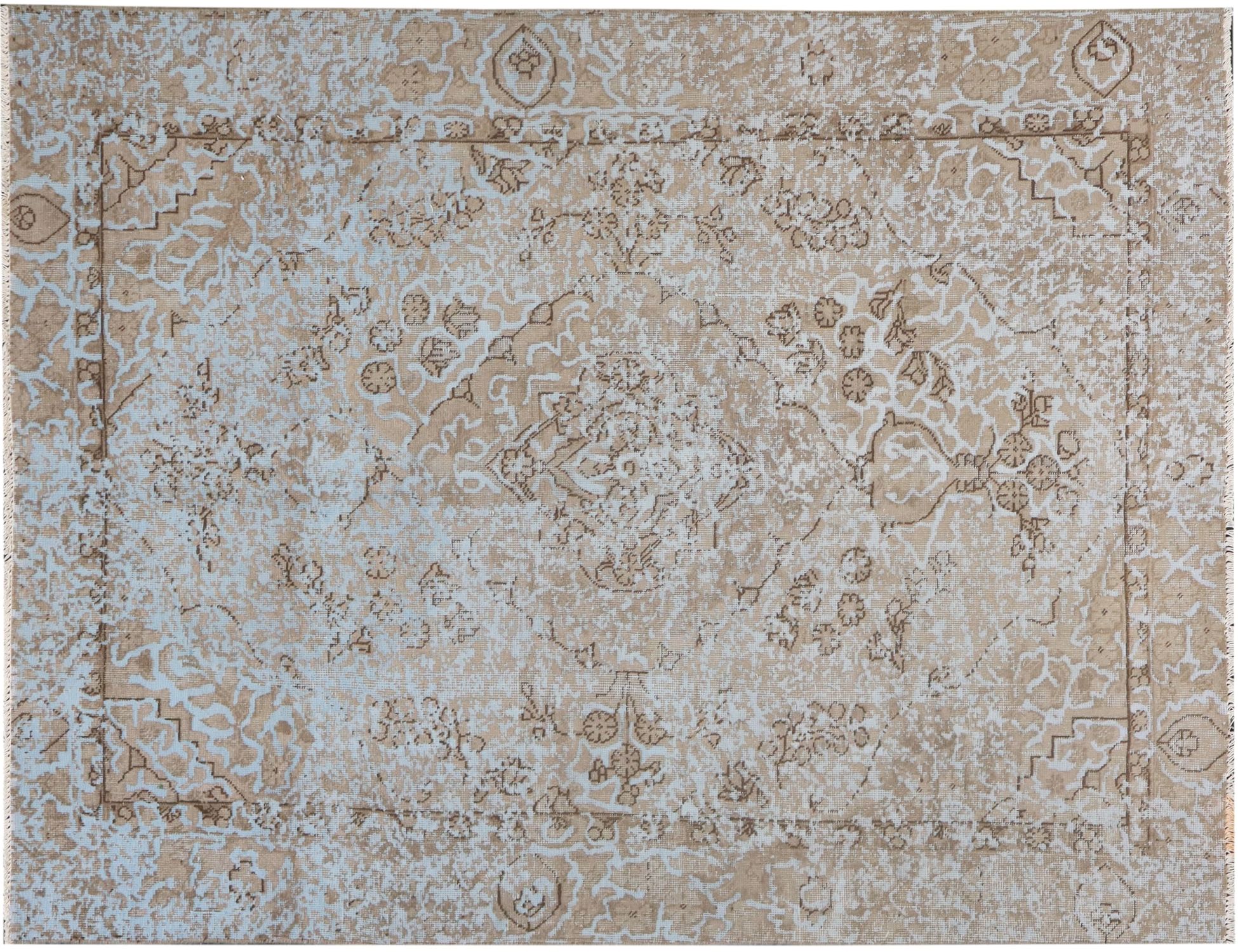 Persian Vintage    <br/>275 x 180 cm