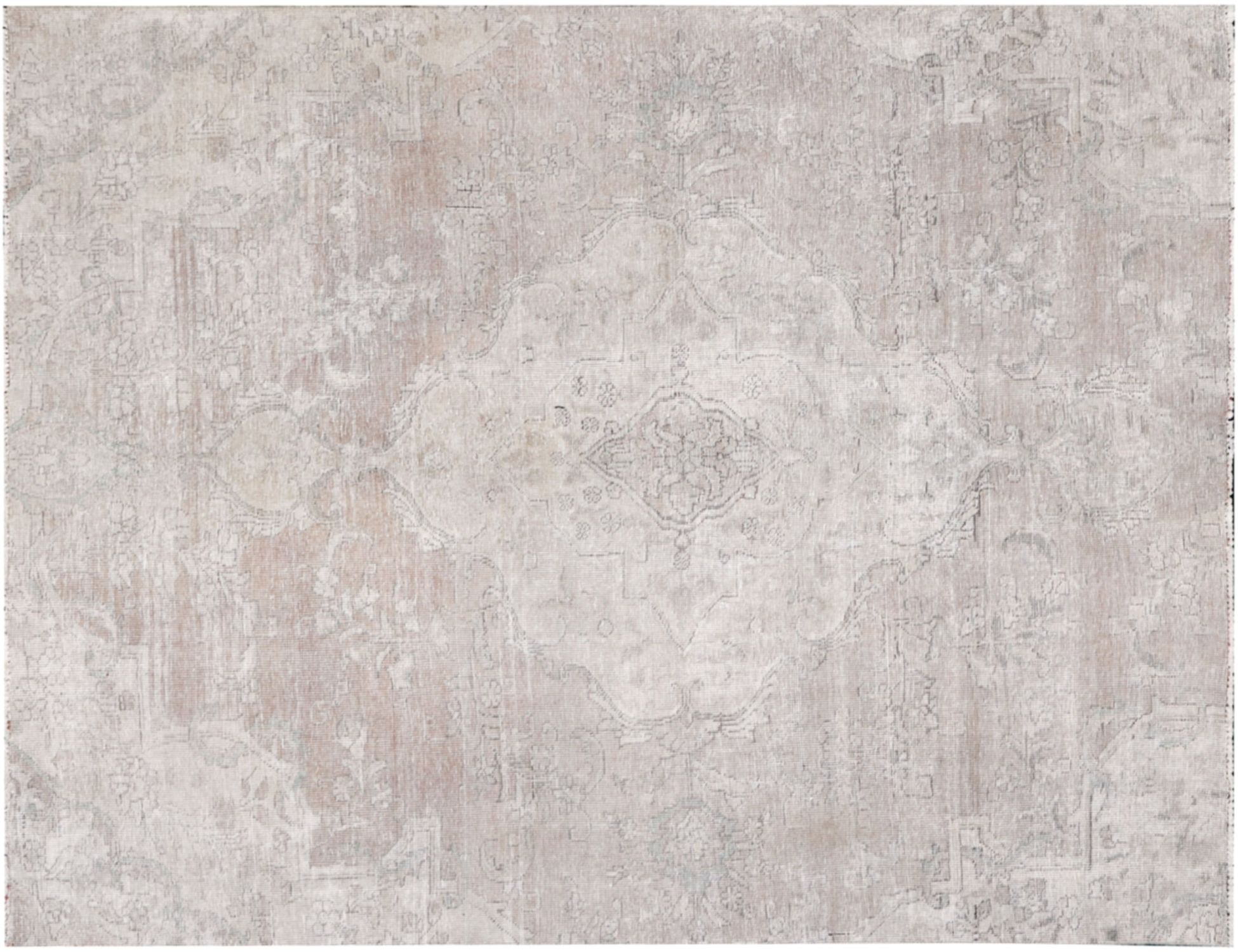 Persian Vintage    <br/>250 x 195 cm