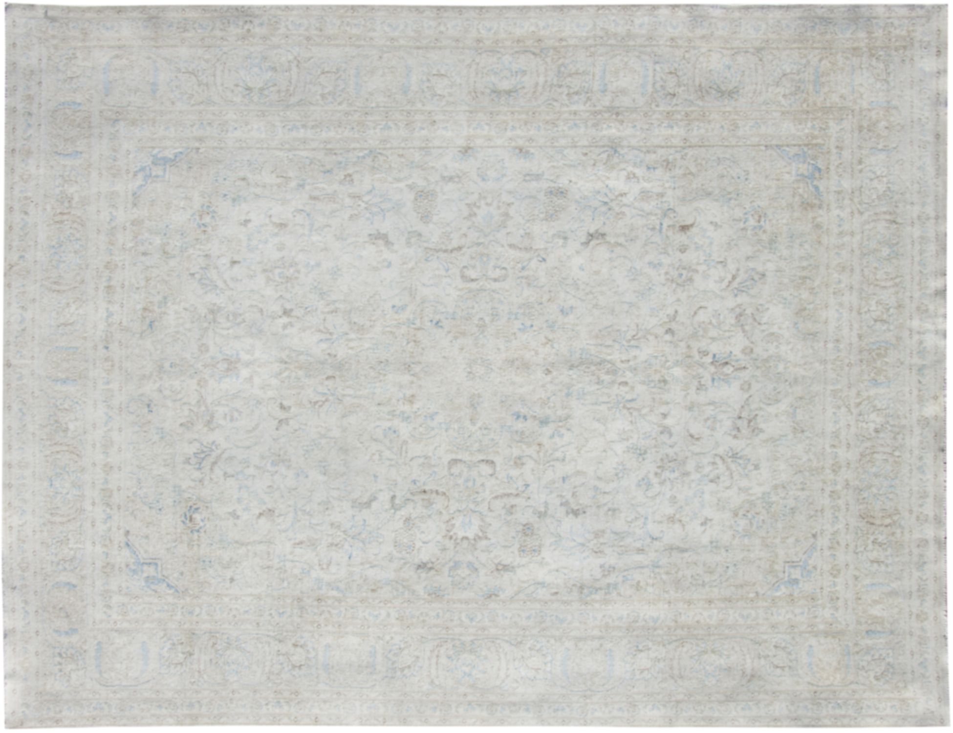 Persian vintage carpet  <br/>377 x 293 cm