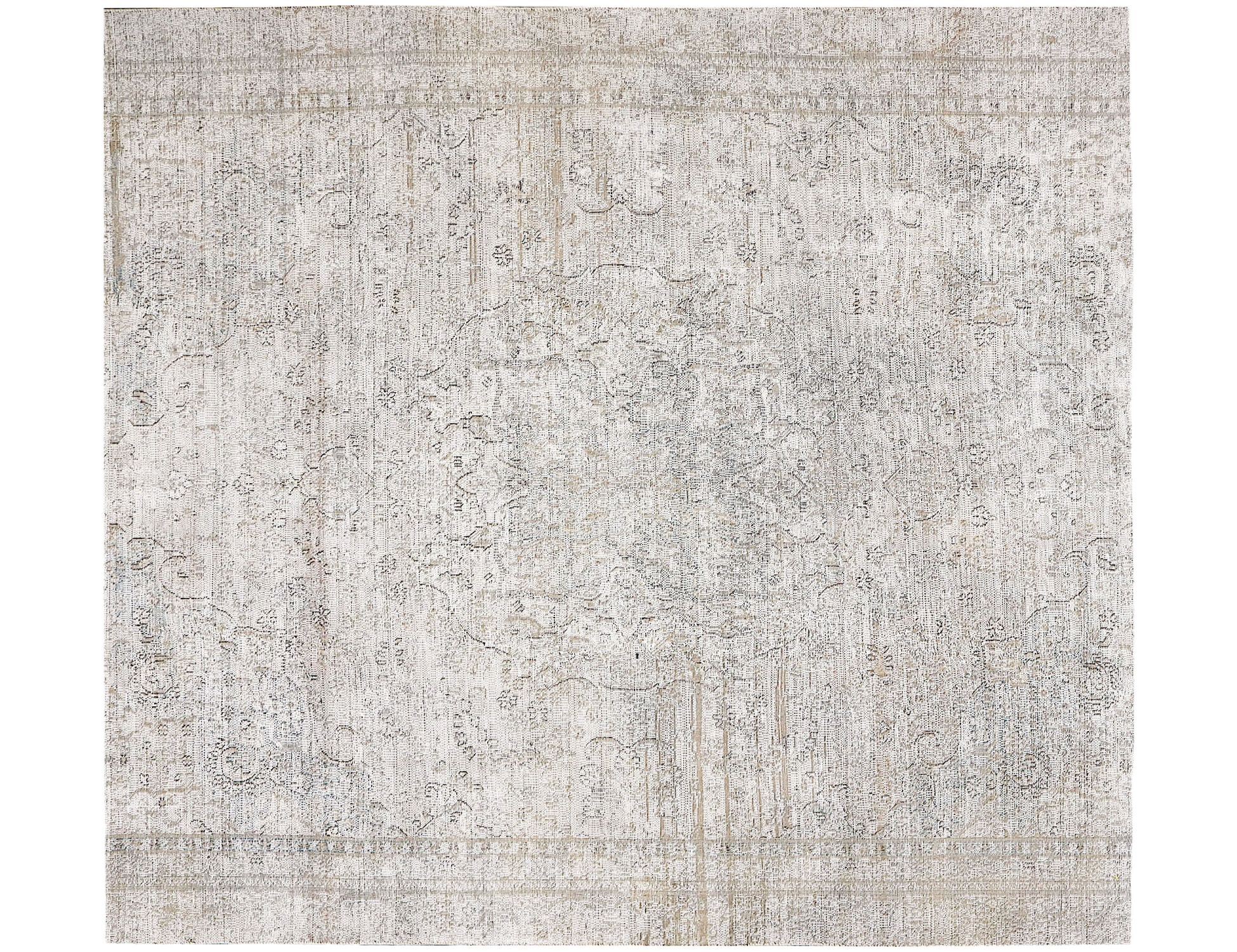 Persian Vintage    <br/>242 x 242 cm