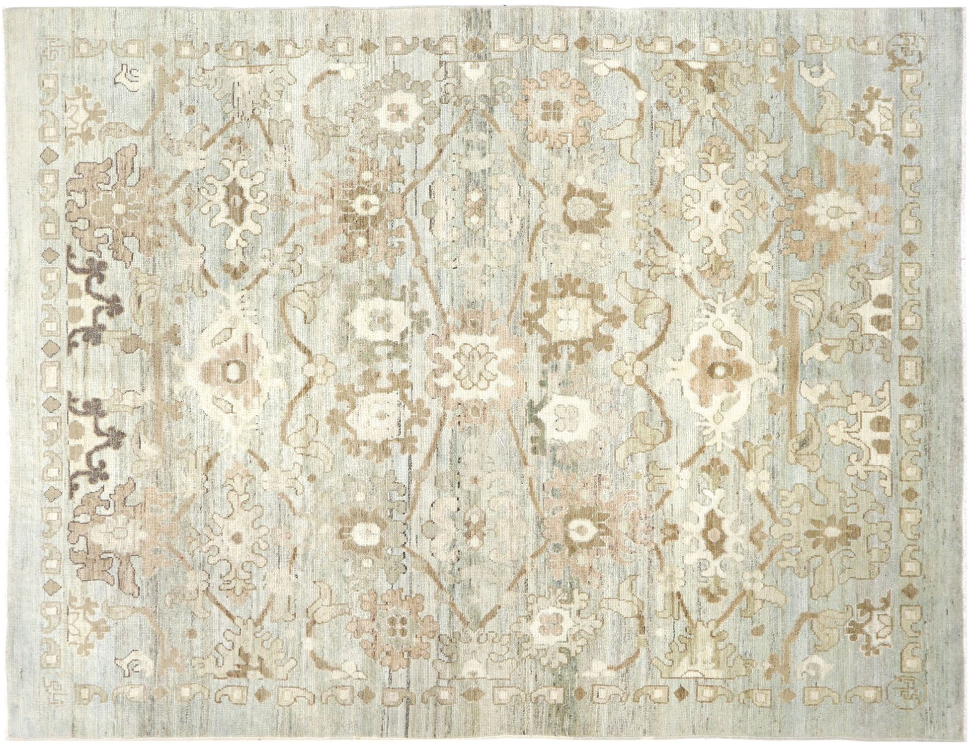Persian Rug  <br/>324 x 227 cm