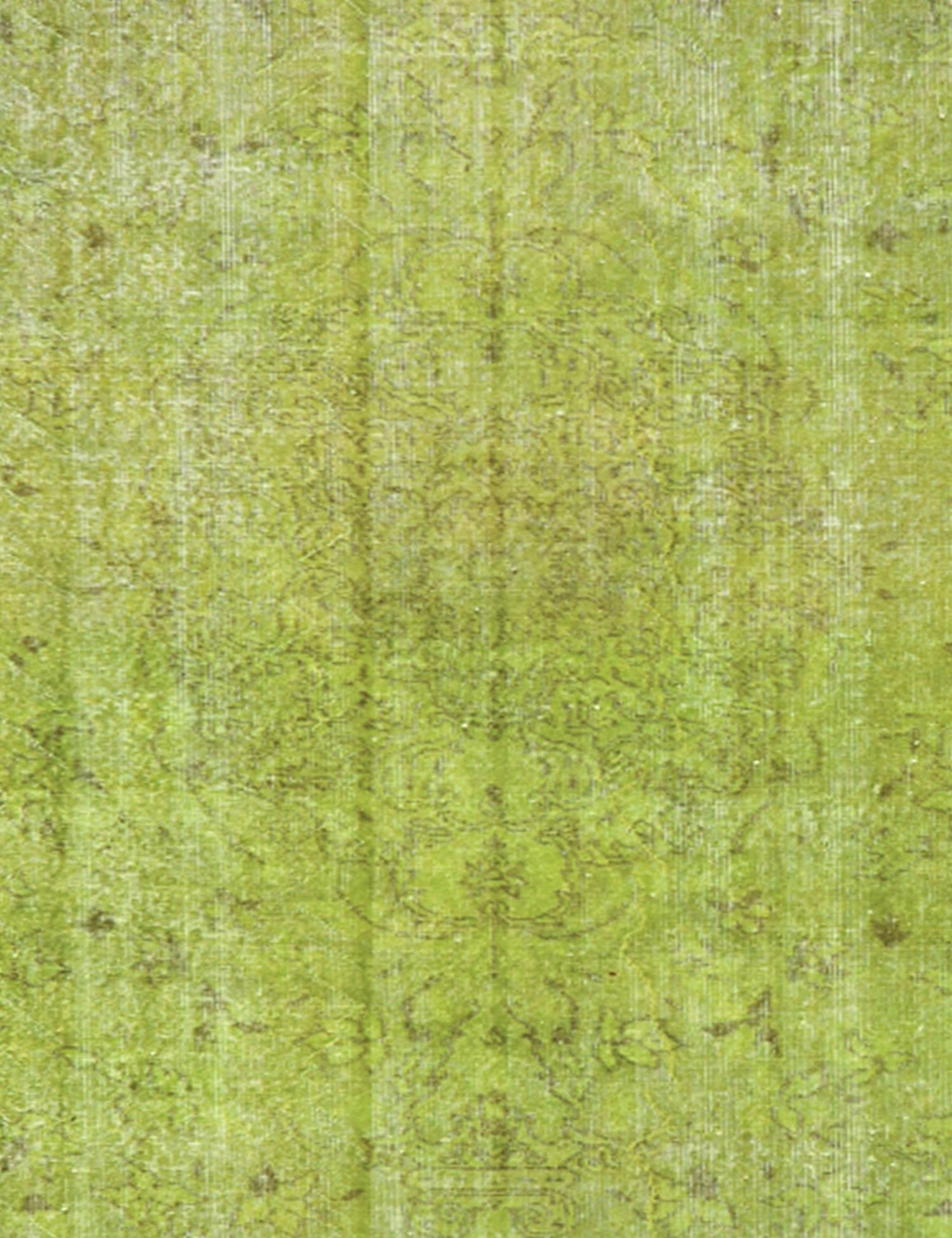 Persian Vintage    <br/>290 x 184 cm