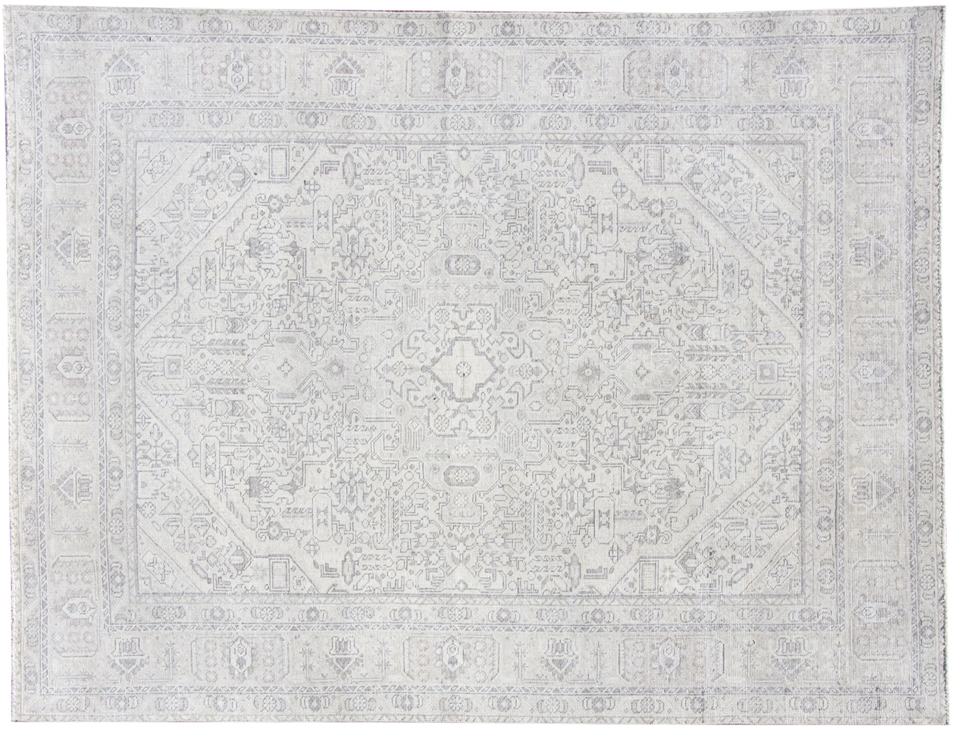 Persian Vintage    <br/>281 x 188 cm