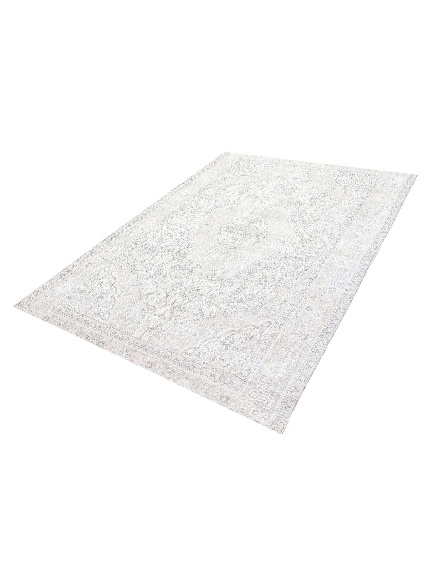 Persian Vintage    <br/>240 x 195 cm