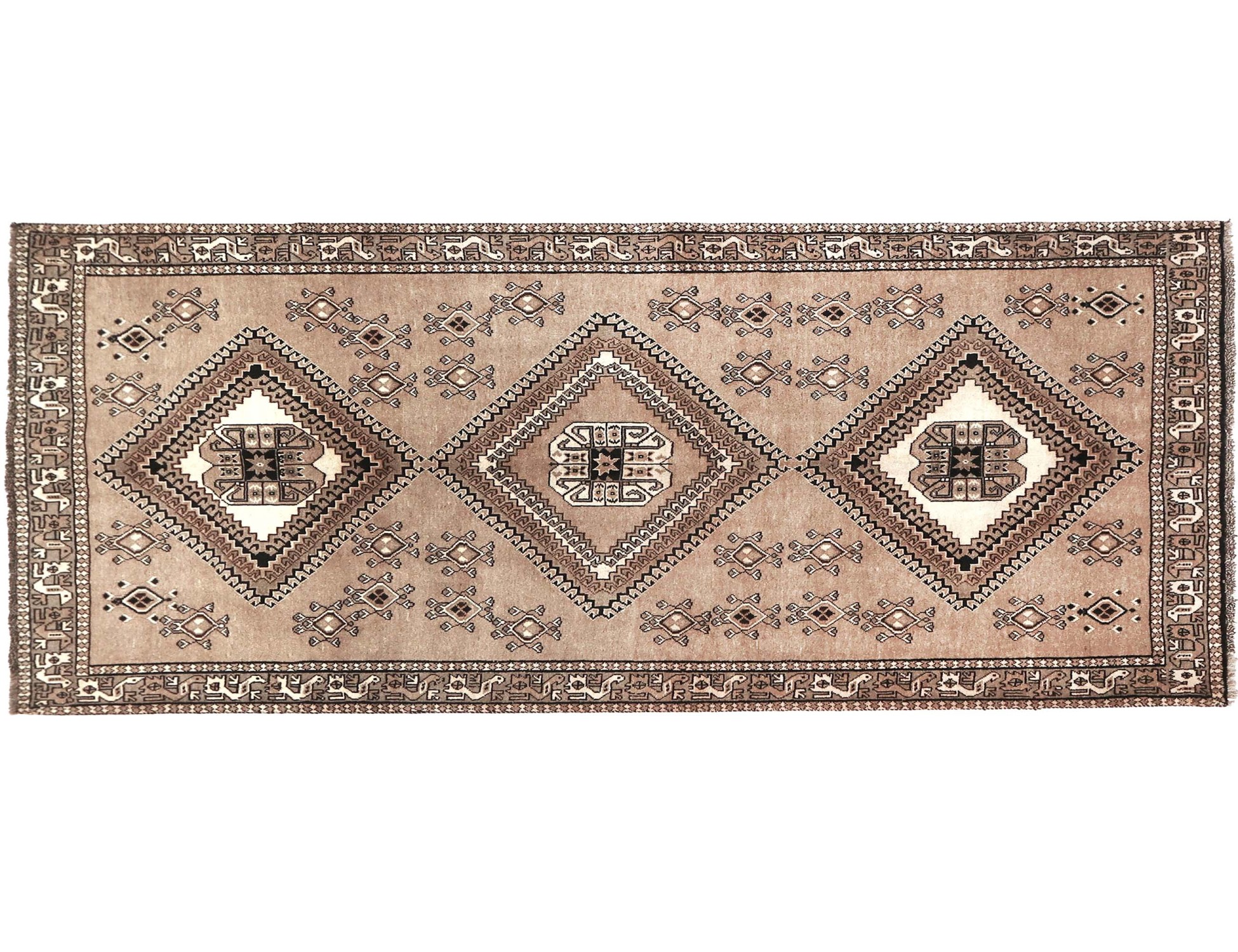 Shiraz  <br/>295 x 151 cm