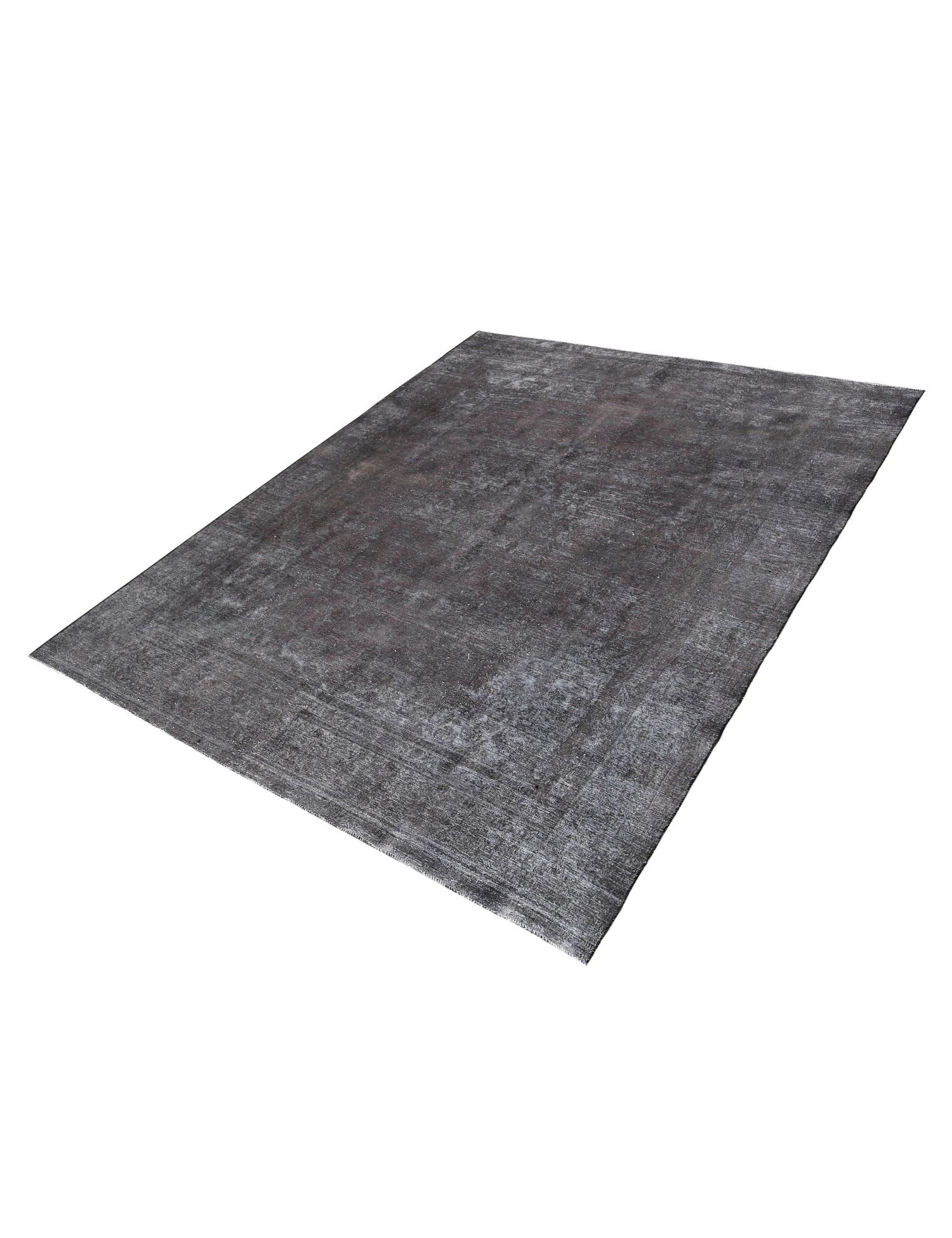 Vintage    <br/>397 x 267 cm