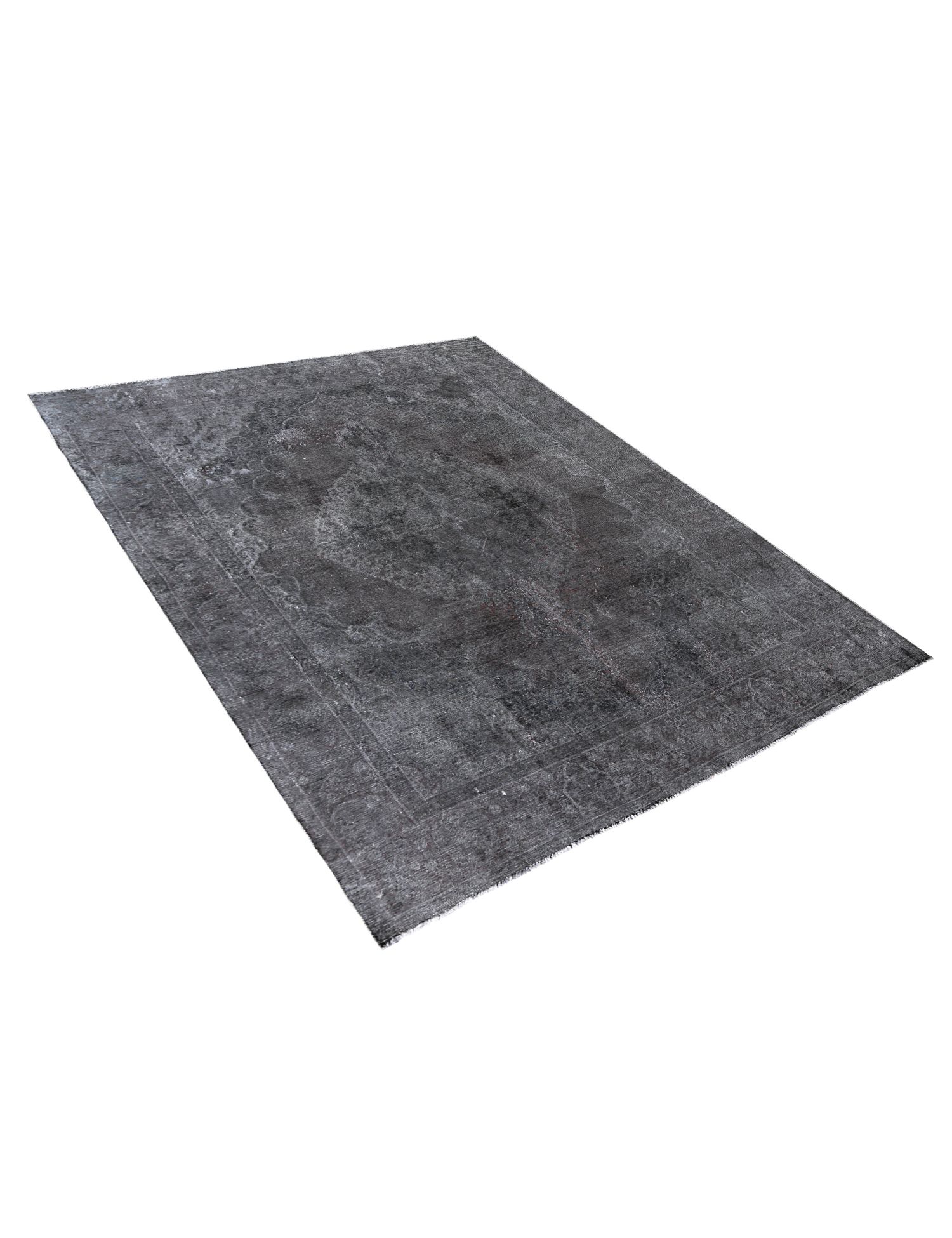 Vintage    <br/>347 x 287 cm