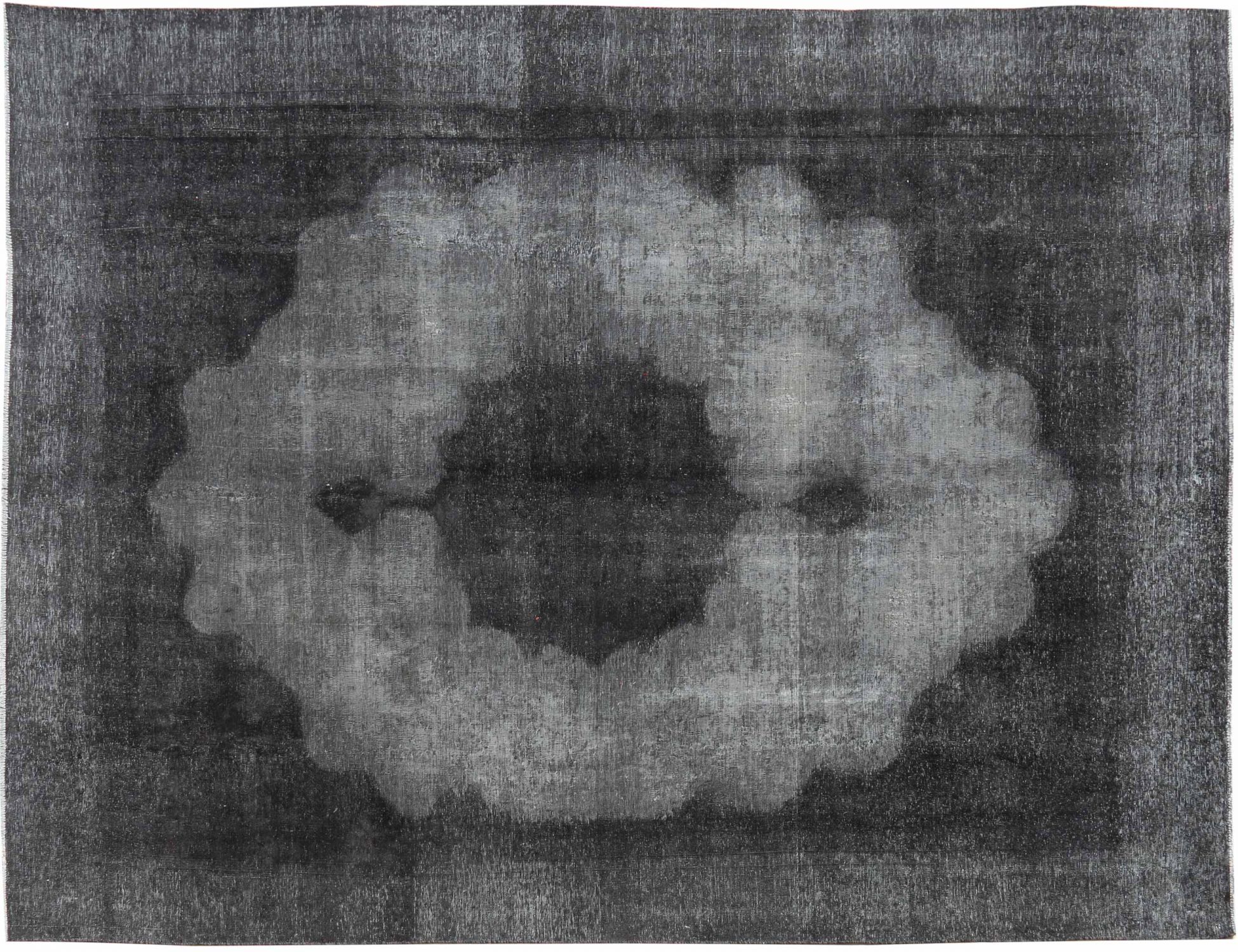 Vintage    <br/>358 x 268 cm