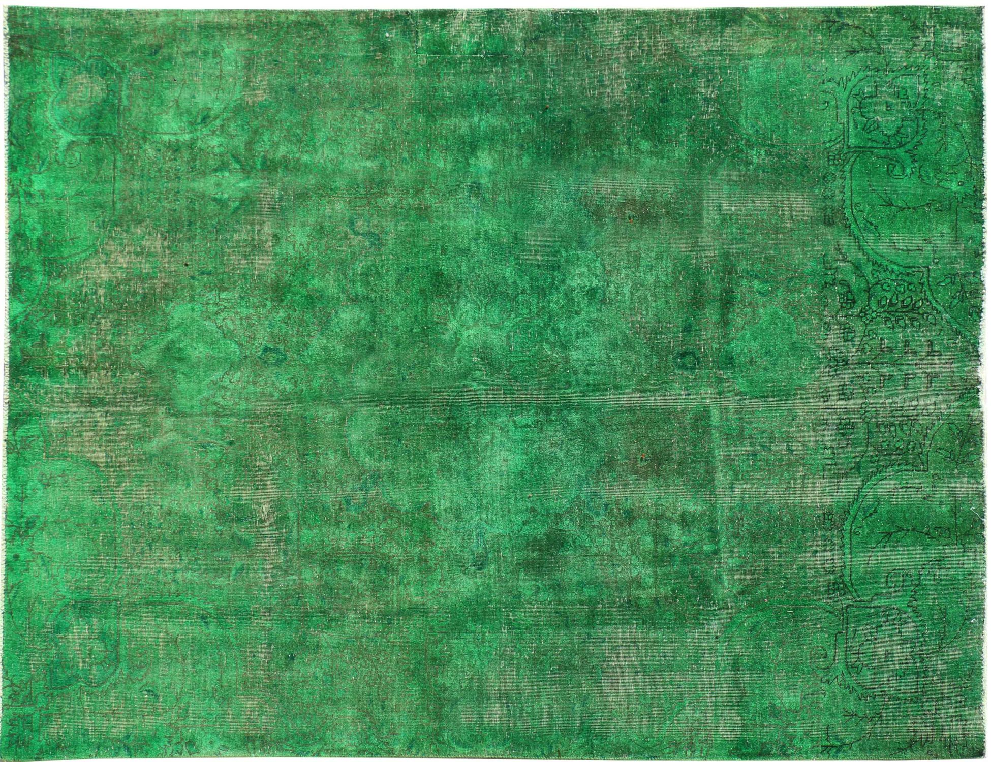 Persian Vintage    <br/>272 x 190 cm