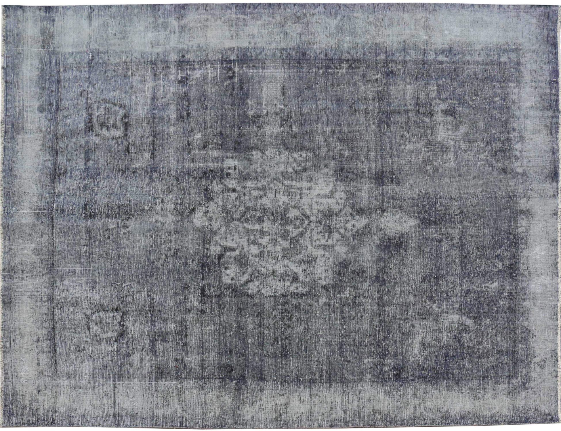 Persian Vintage    <br/>306 x 245 cm