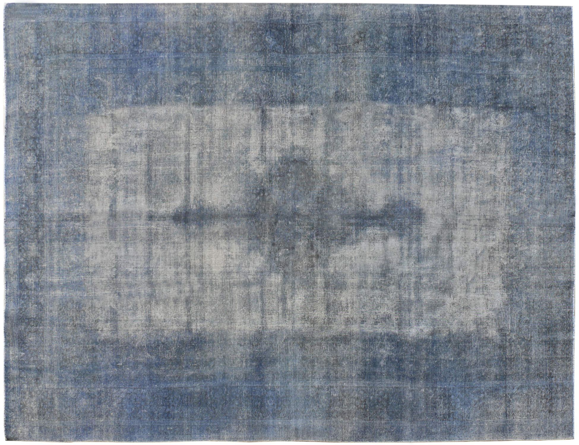 Persian Vintage    <br/>550 x 339 cm