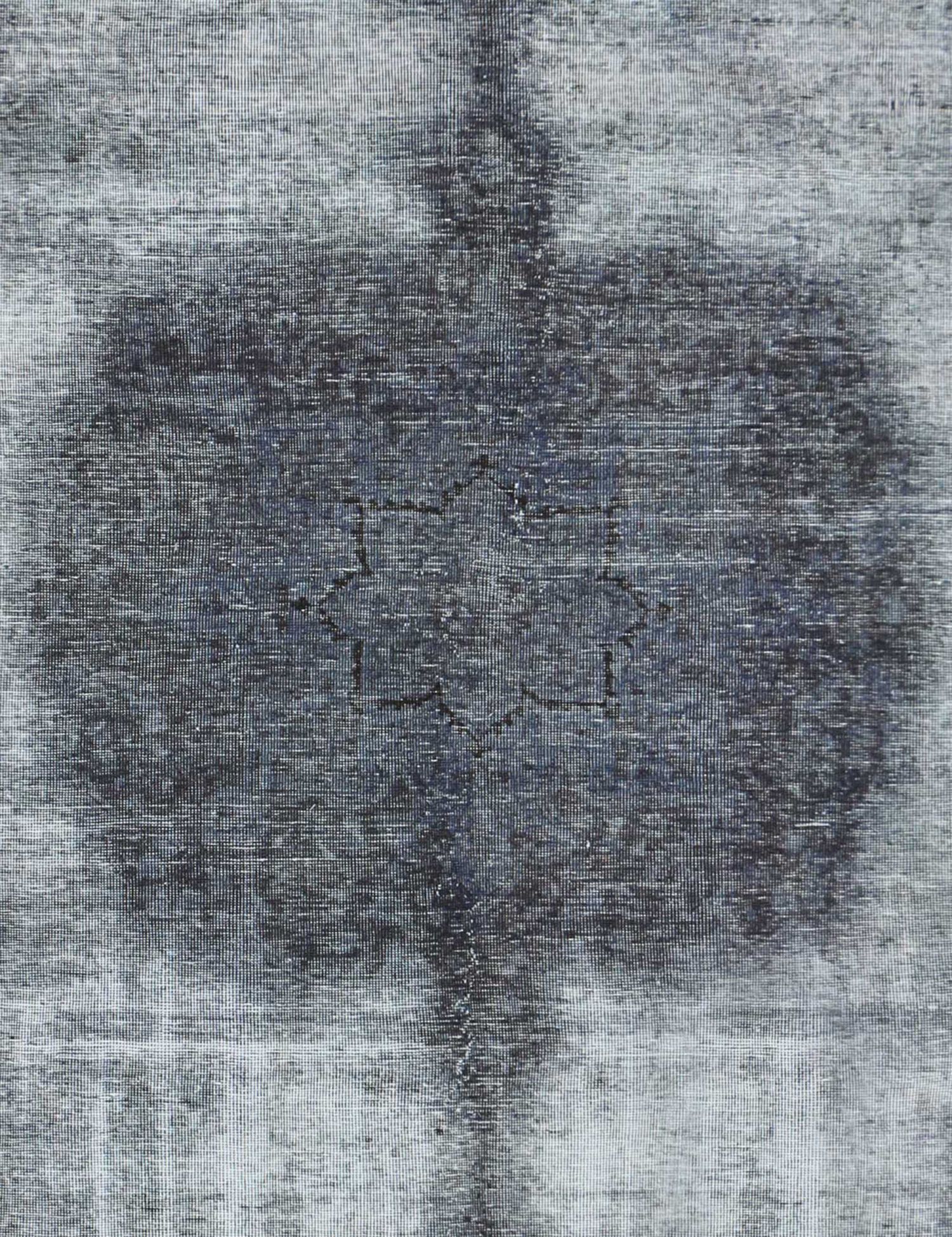 Persian Vintage    <br/>306 x 219 cm