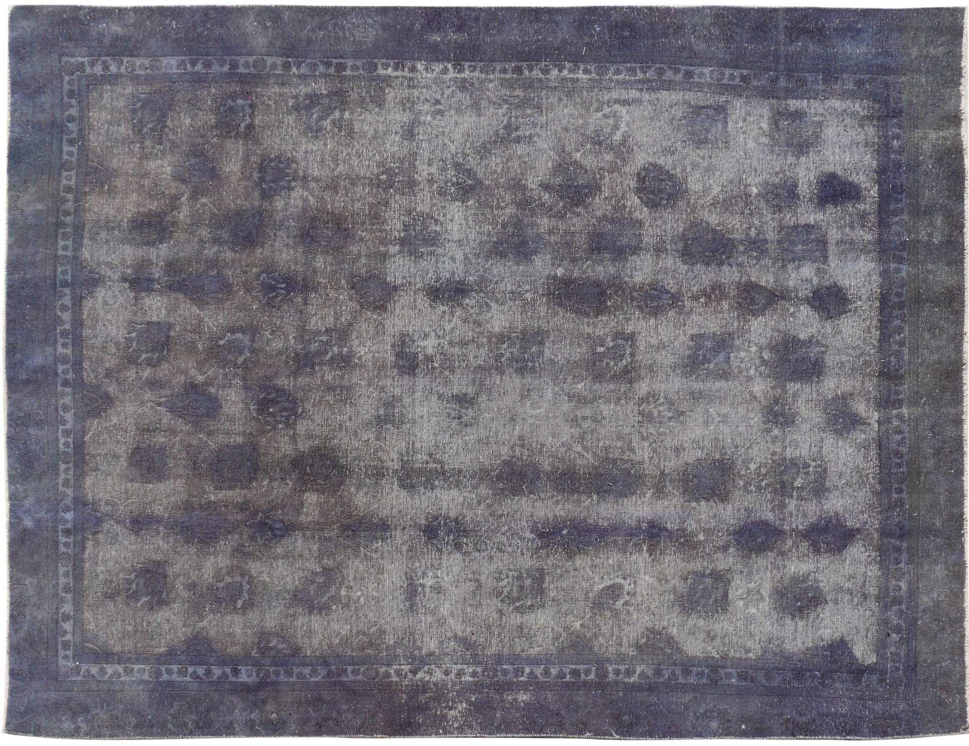 Persian Vintage    <br/>343 x 256 cm