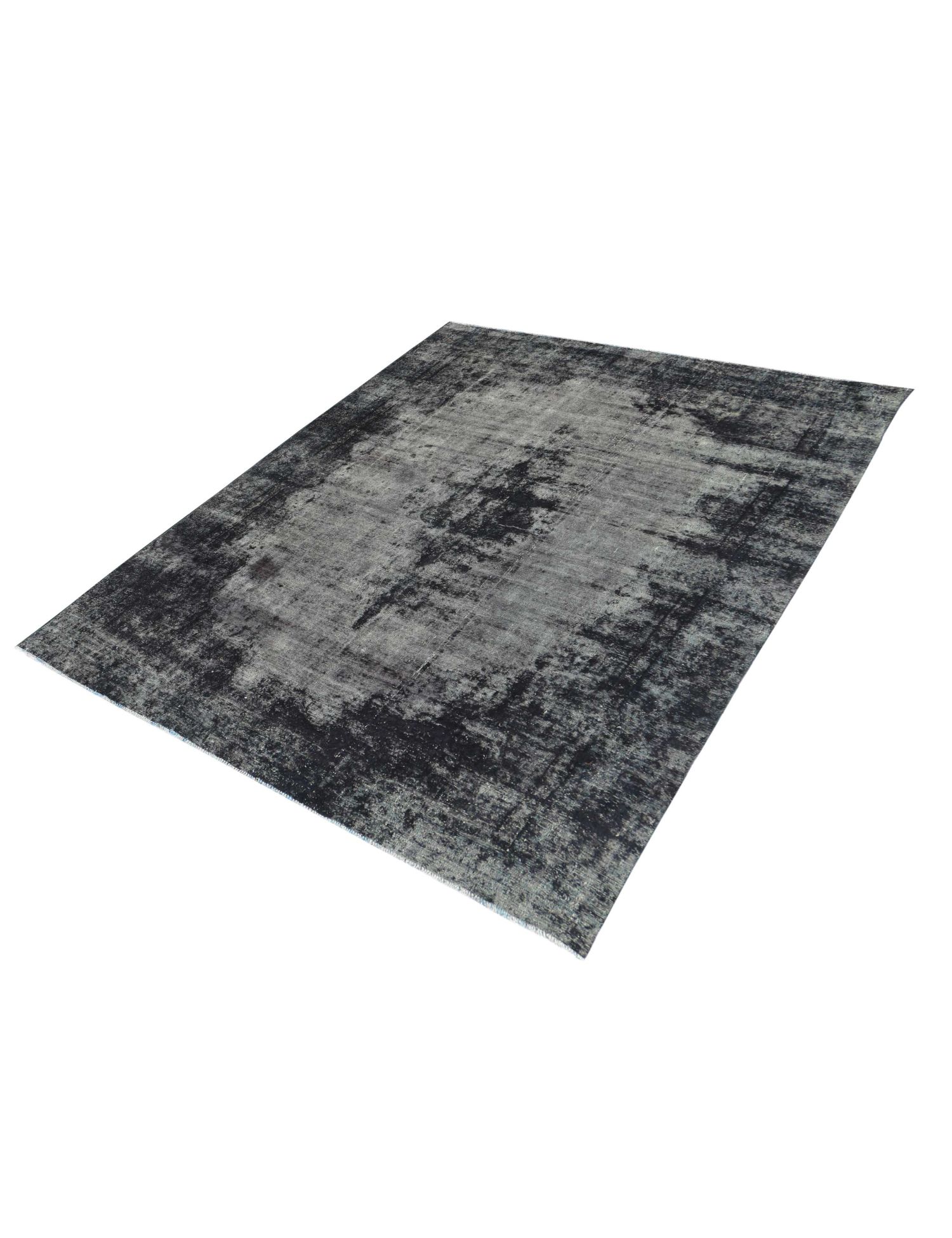 Persian Vintage    <br/>334 x 259 cm