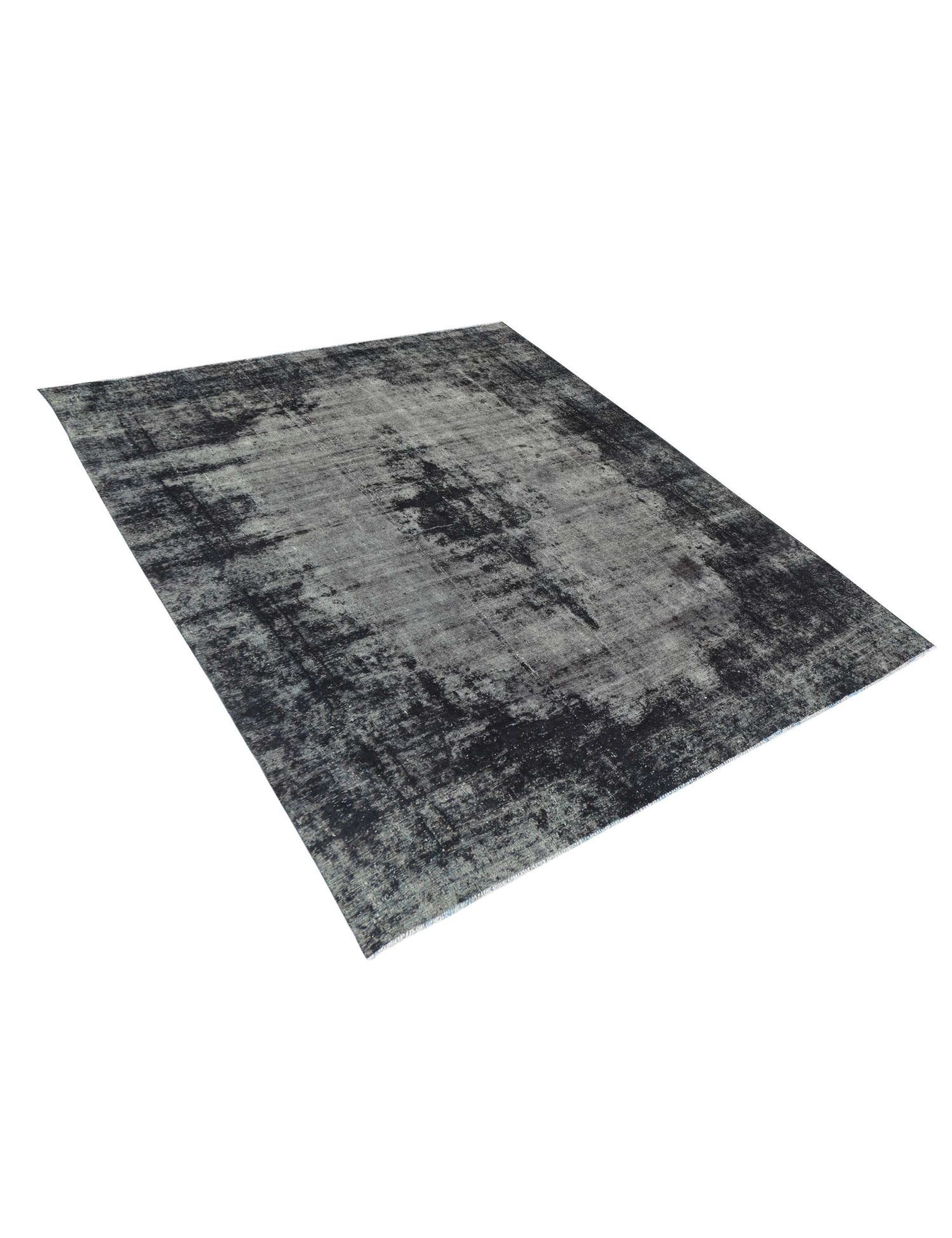 Persian Vintage    <br/>334 x 259 cm