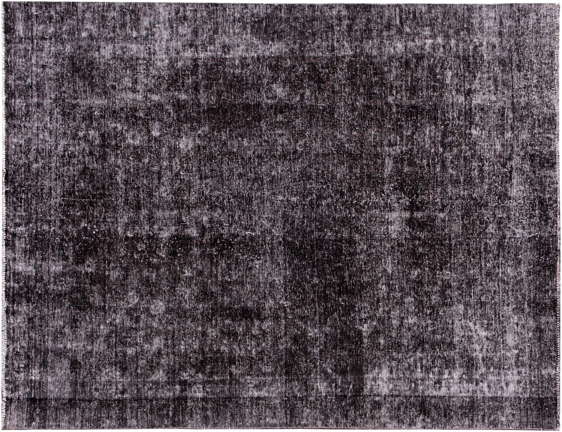 Persian Vintage    <br/>327 x 233 cm