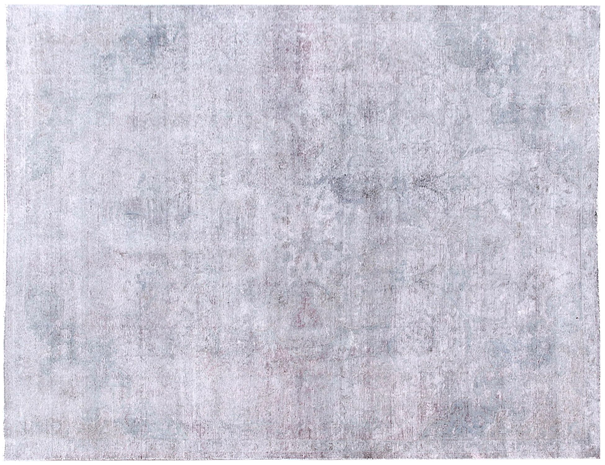 Persian Vintage    <br/>327 x 227 cm