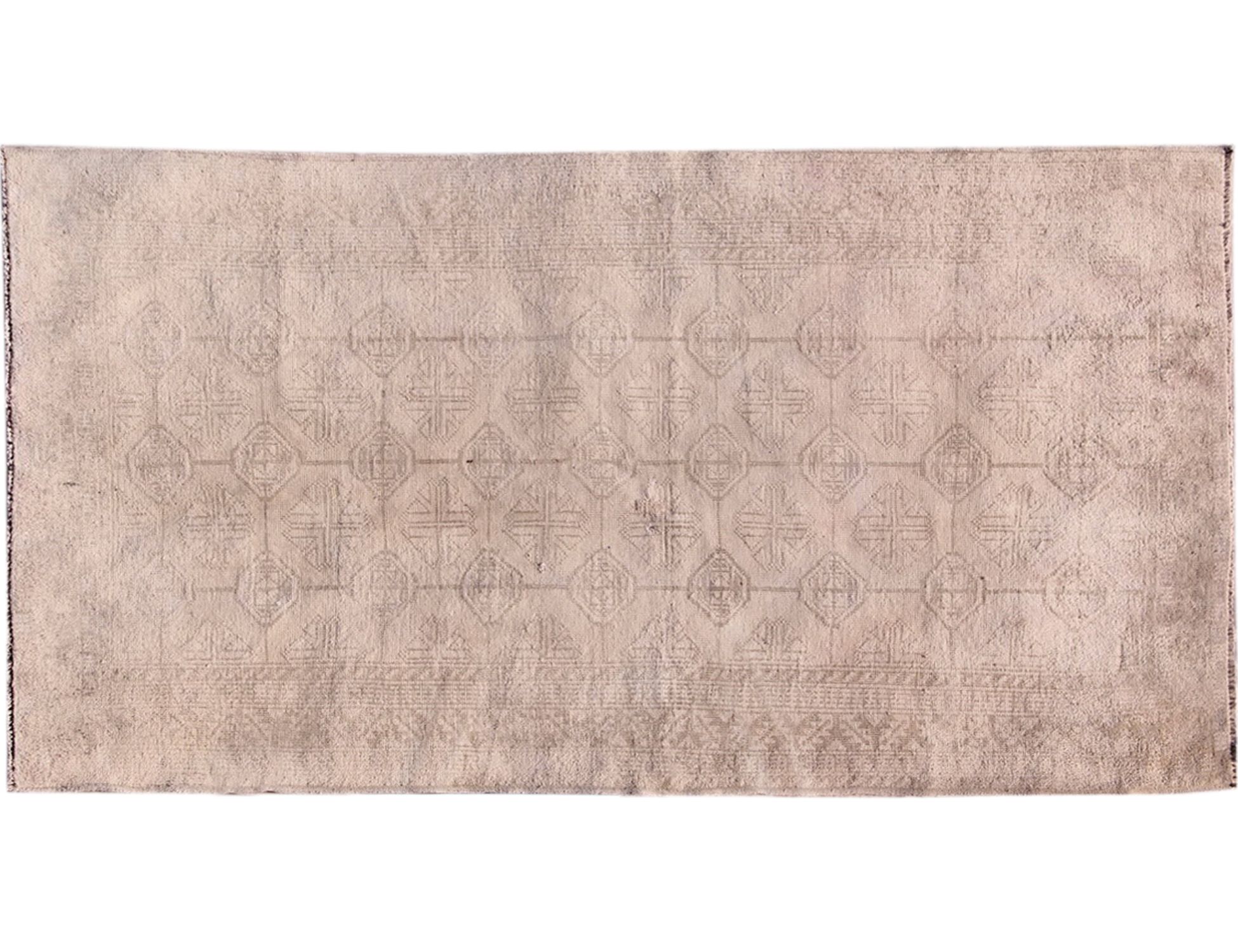 Retro Rug  <br/>235 x 150 cm