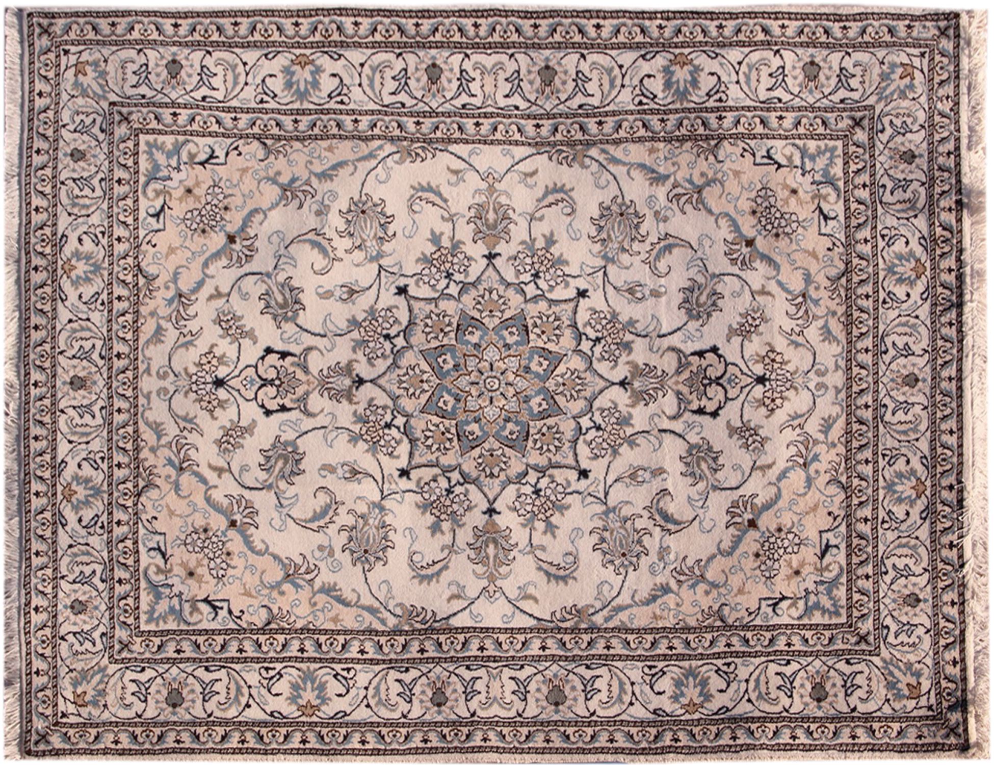 Persian Nain  <br/>233 x 169 cm