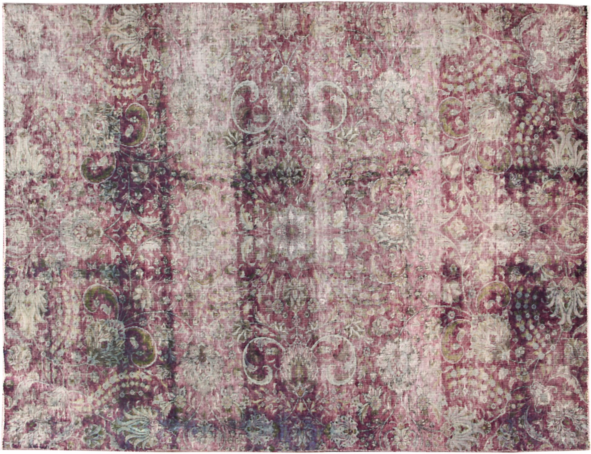 Persian Vintage    <br/>285 x 209 cm