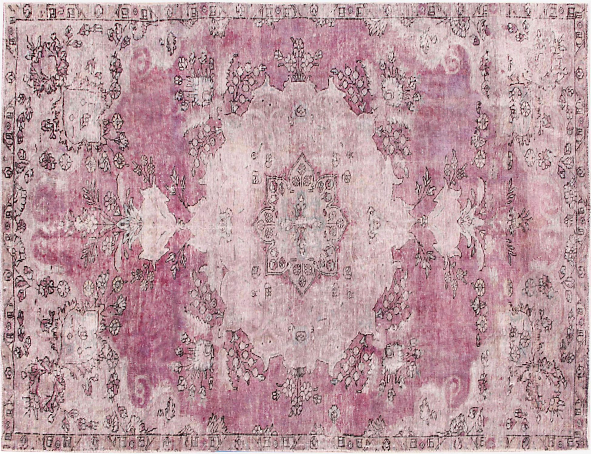 Persian Vintage    <br/>326 x 222 cm