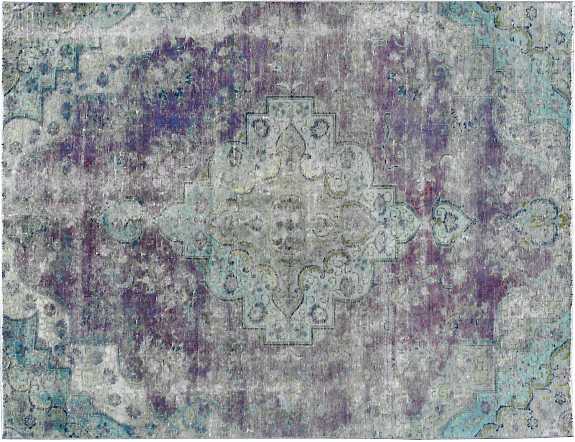 Persian Vintage    <br/>295 x 194 cm