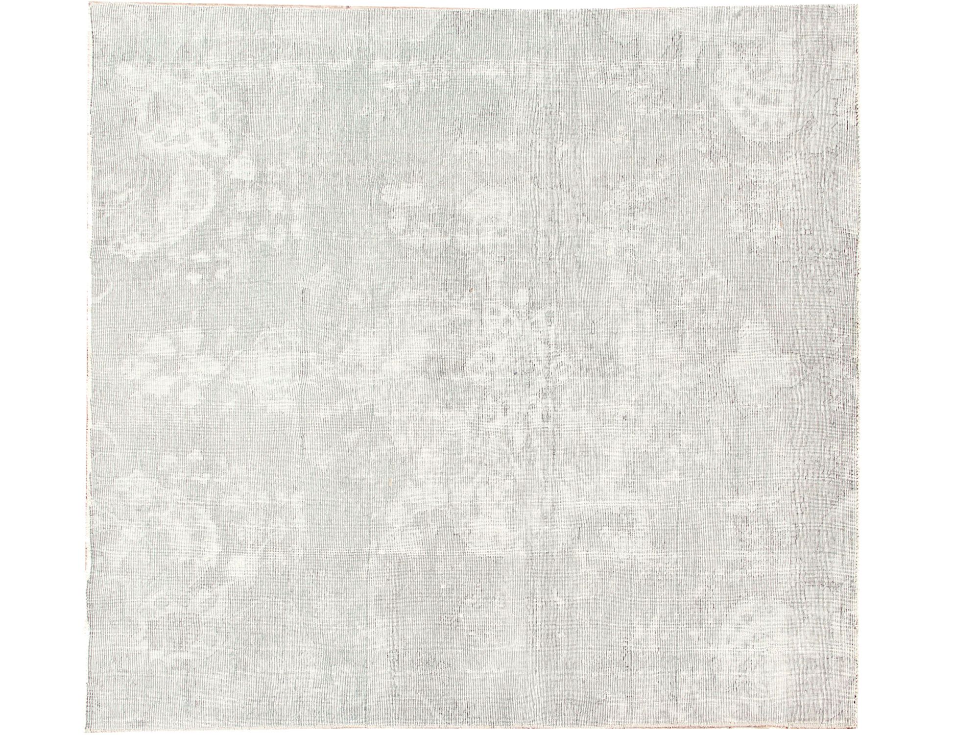 Persian vintage carpet  <br/>260 x 226 cm