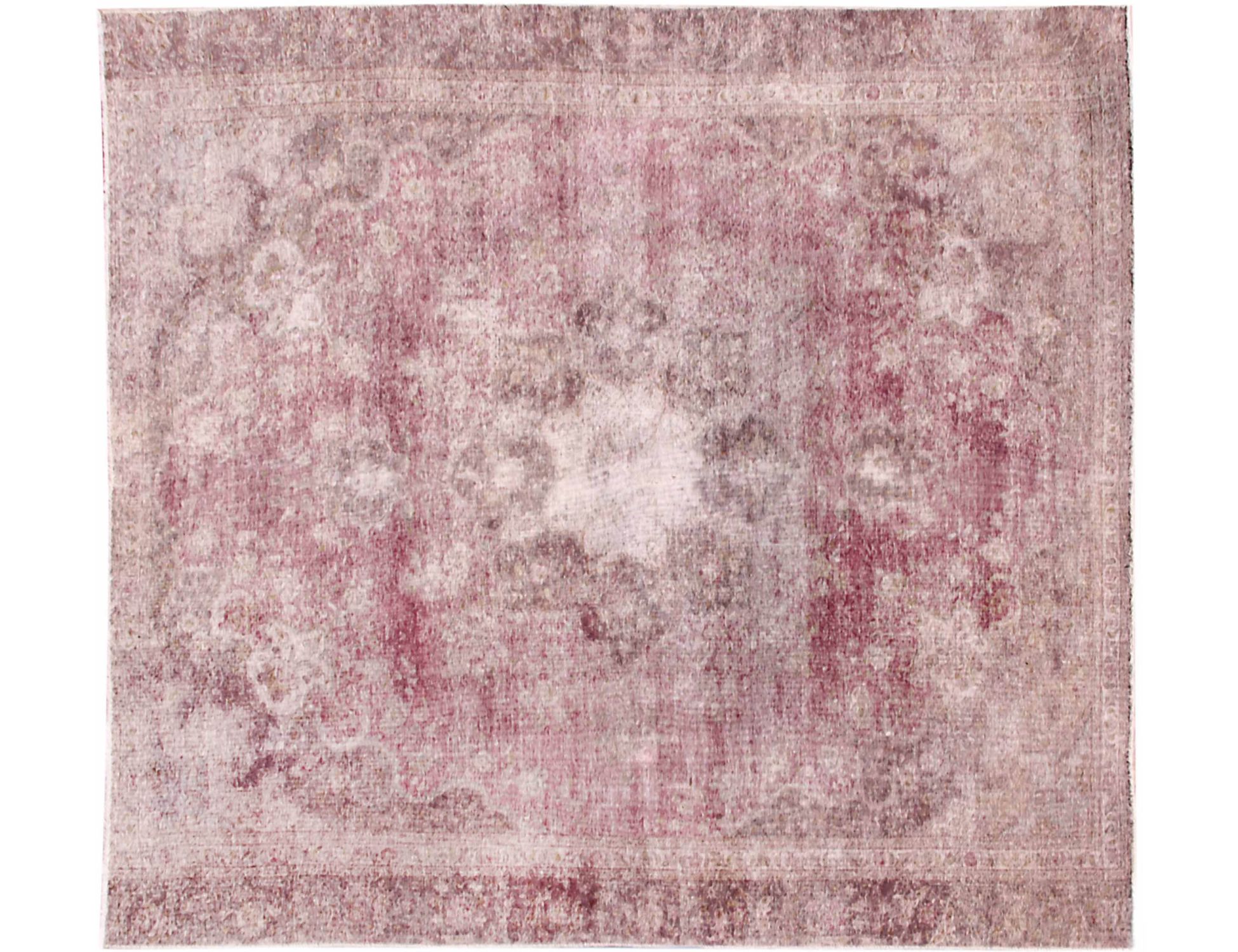 Persian Vintage    <br/>320 x 260 cm