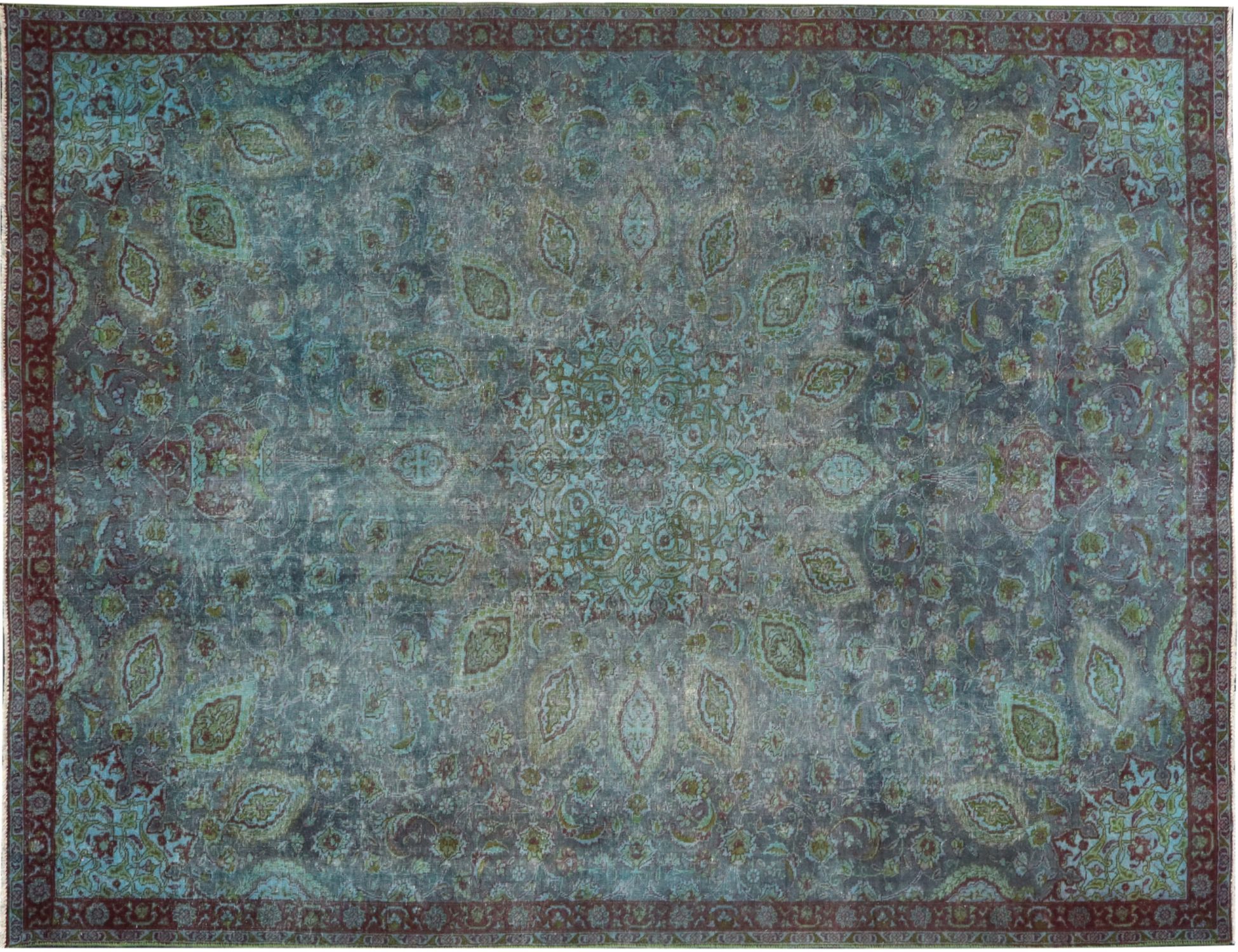Persian Vintage    <br/>318 x 220 cm