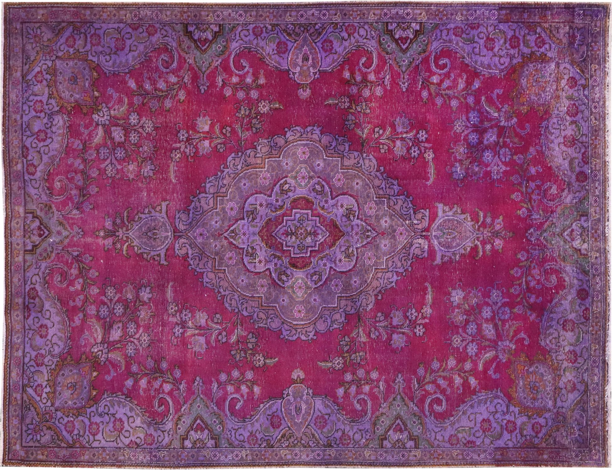 Persian Vintage    <br/>327 x 230 cm