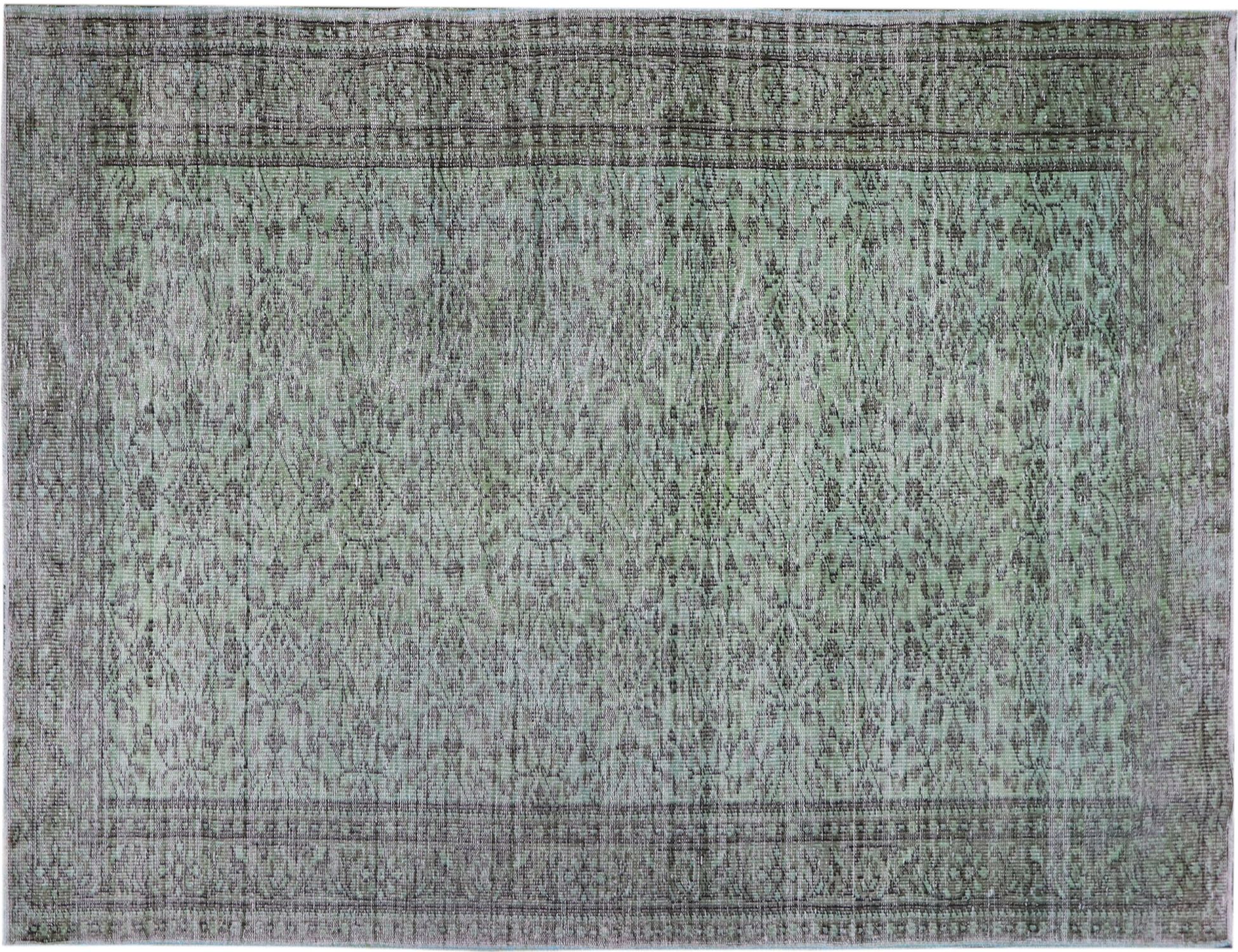 Persian Vintage    <br/>285 x 195 cm