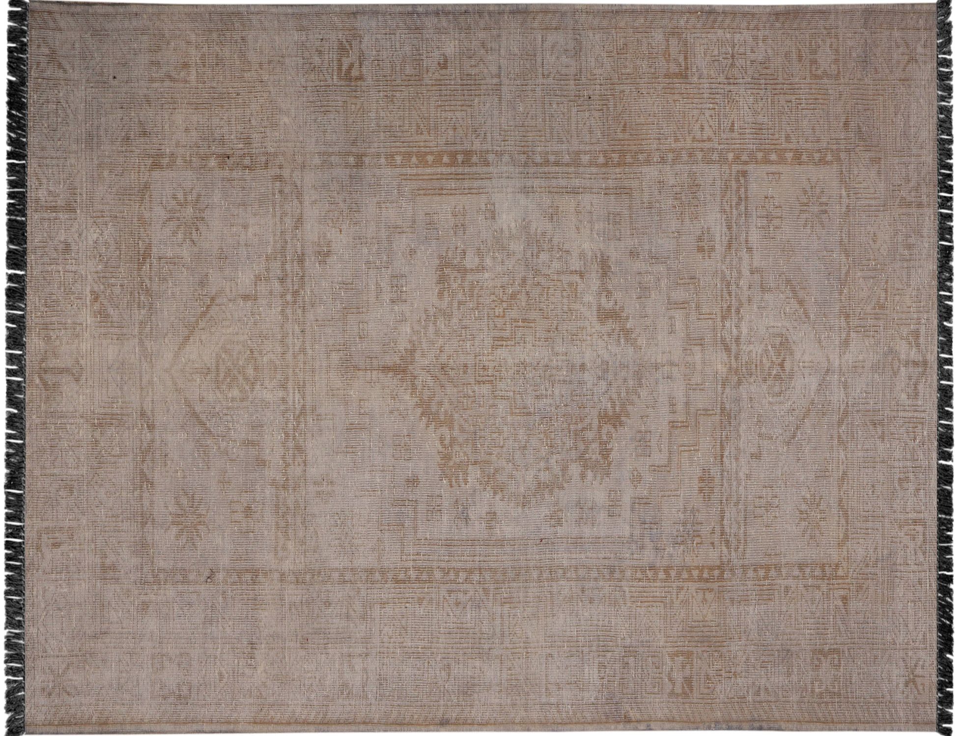 Persian Vintage    <br/>293 x 197 cm