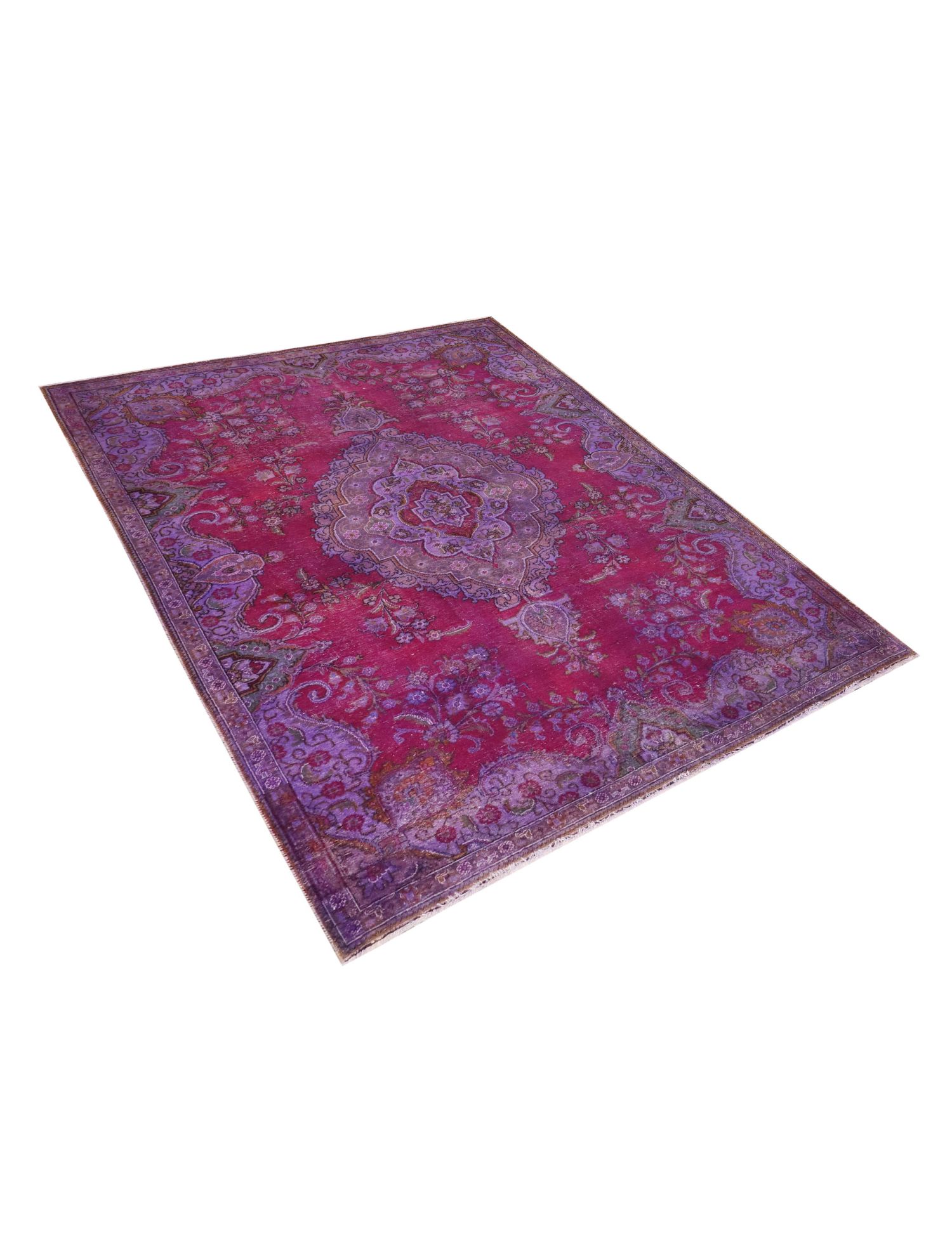 Persian Vintage    <br/>327 x 230 cm