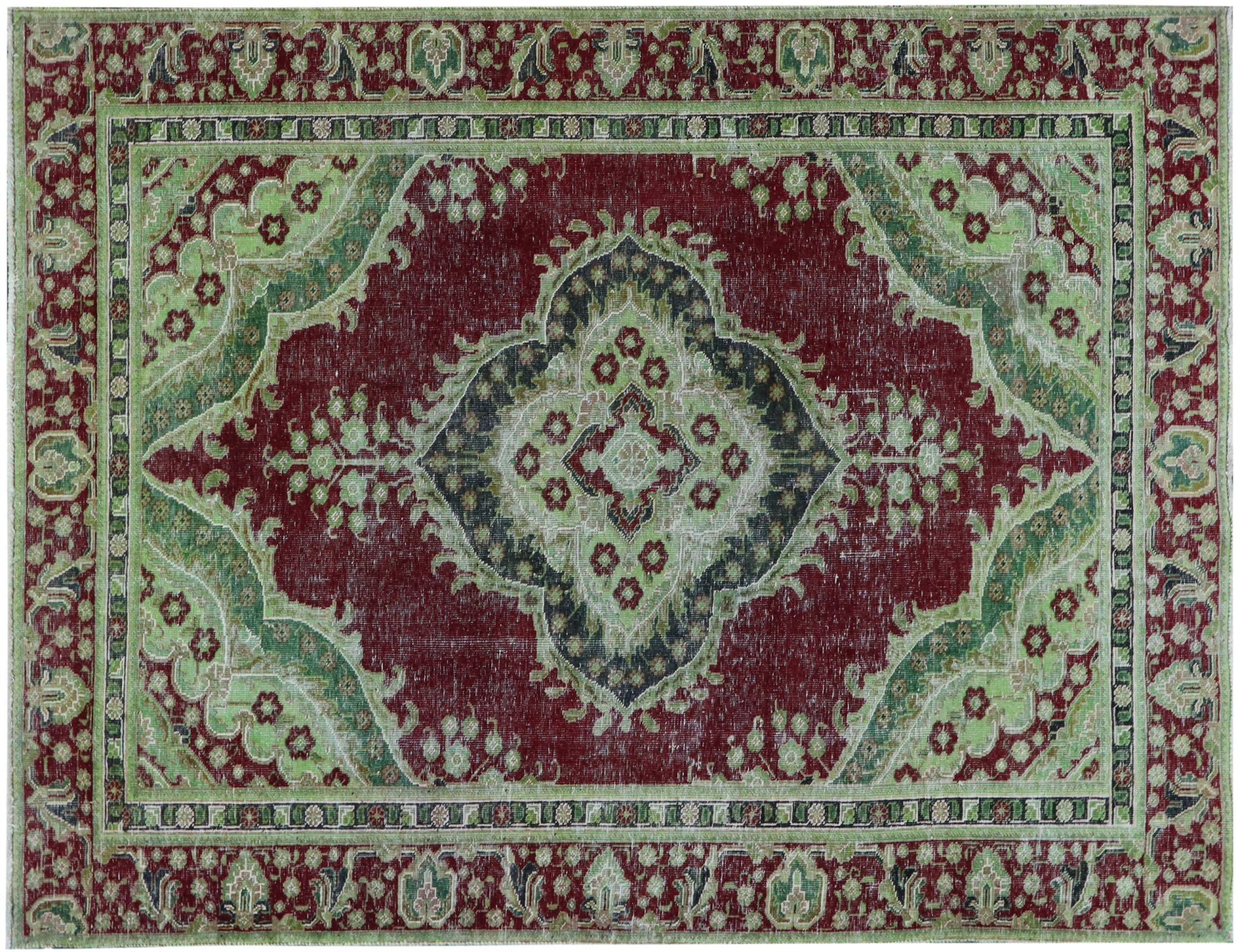 Persian Vintage    <br/>285 x 180 cm