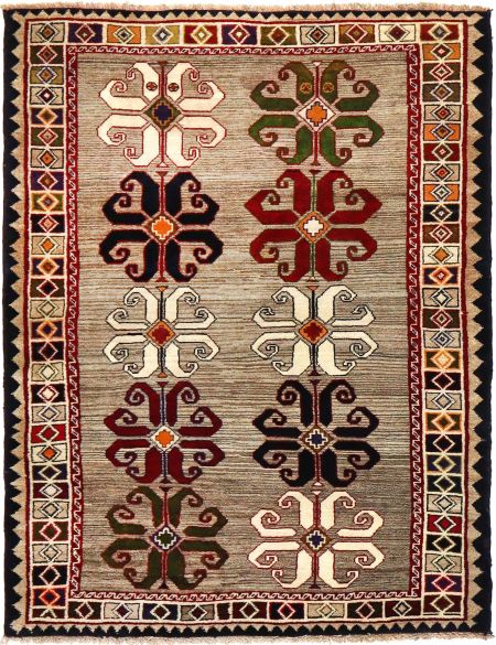 Shiraz Qashqai 211 x 126 