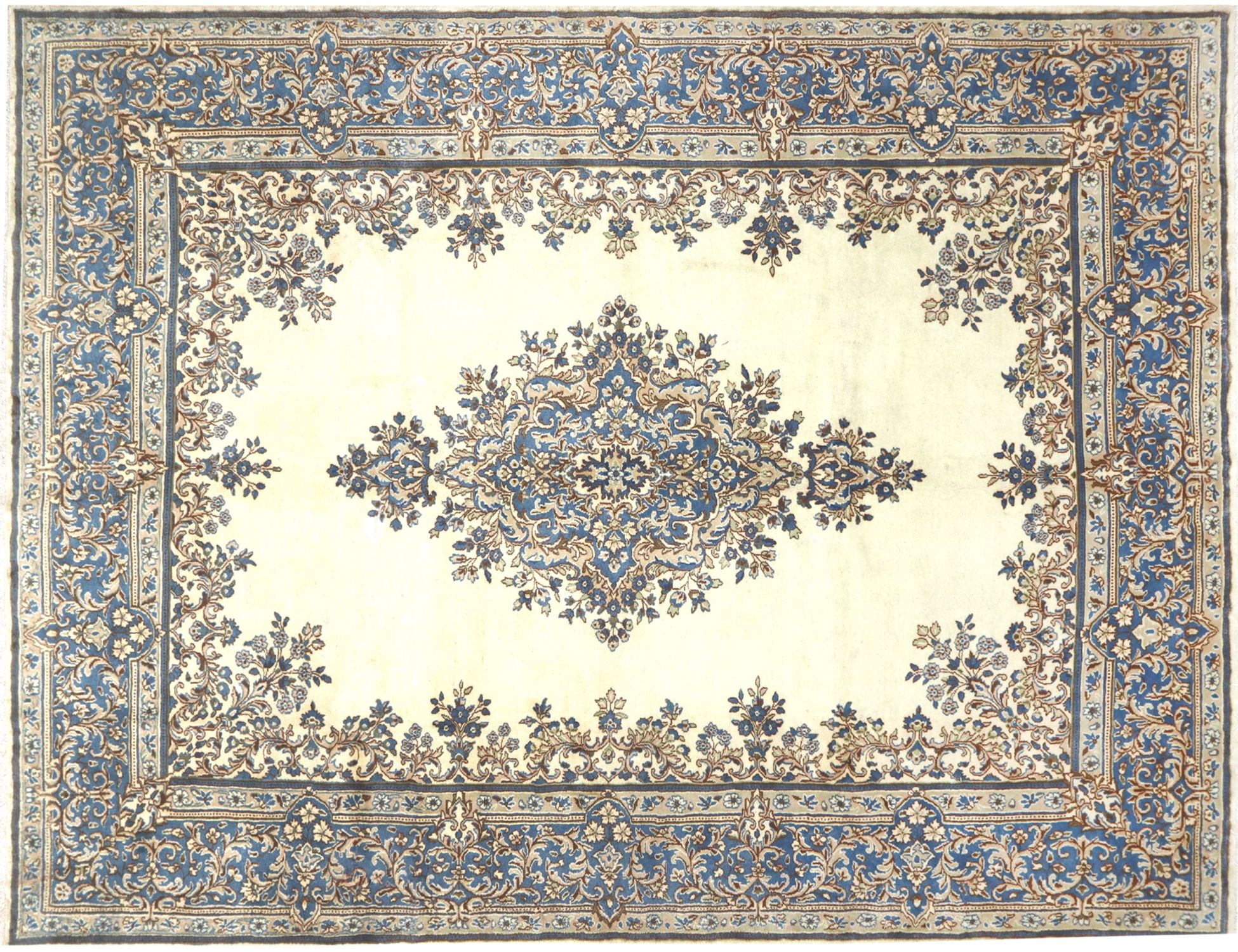 Kerman  <br/>377 x 270 cm