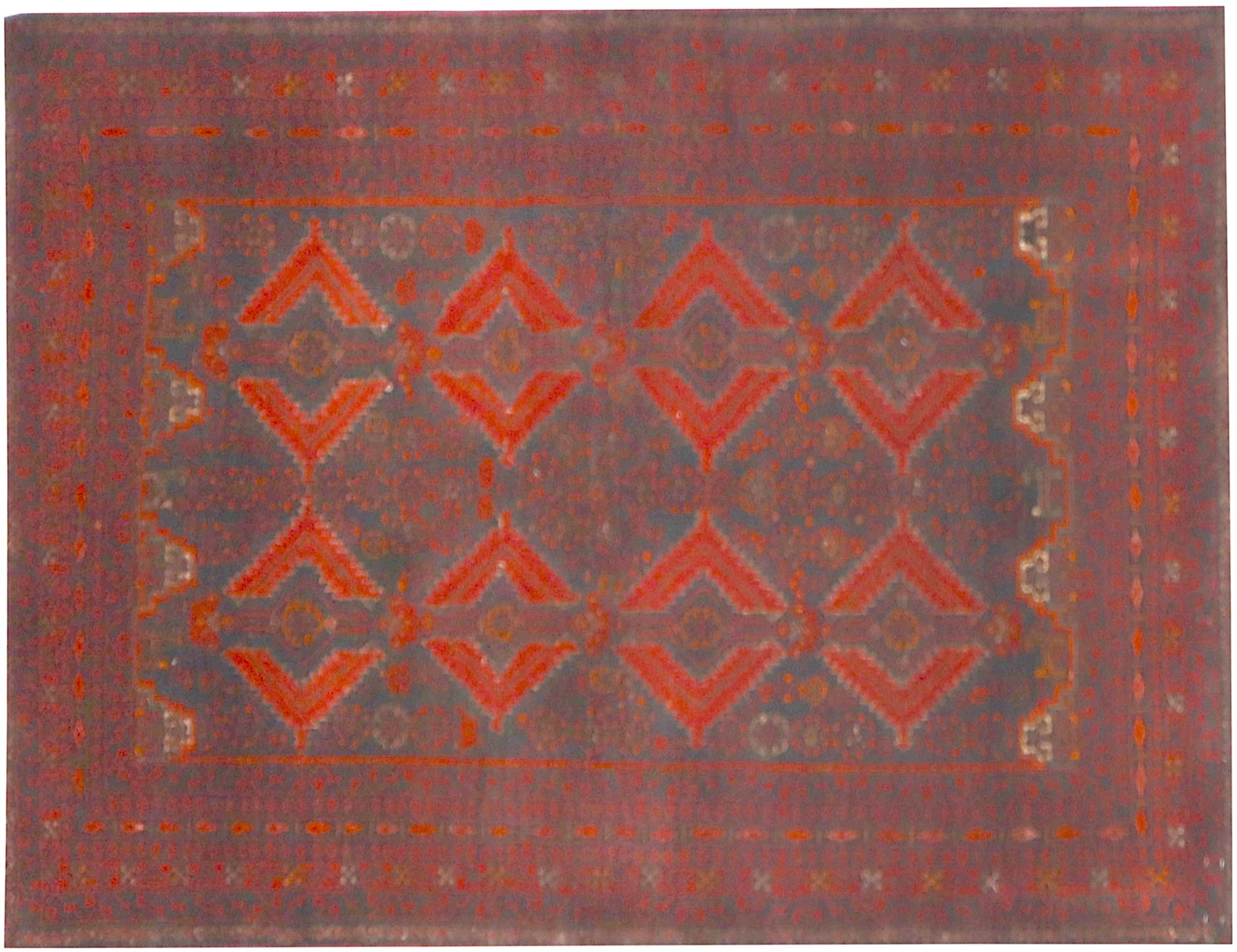 Persian Rug  <br/>174 x 102 cm