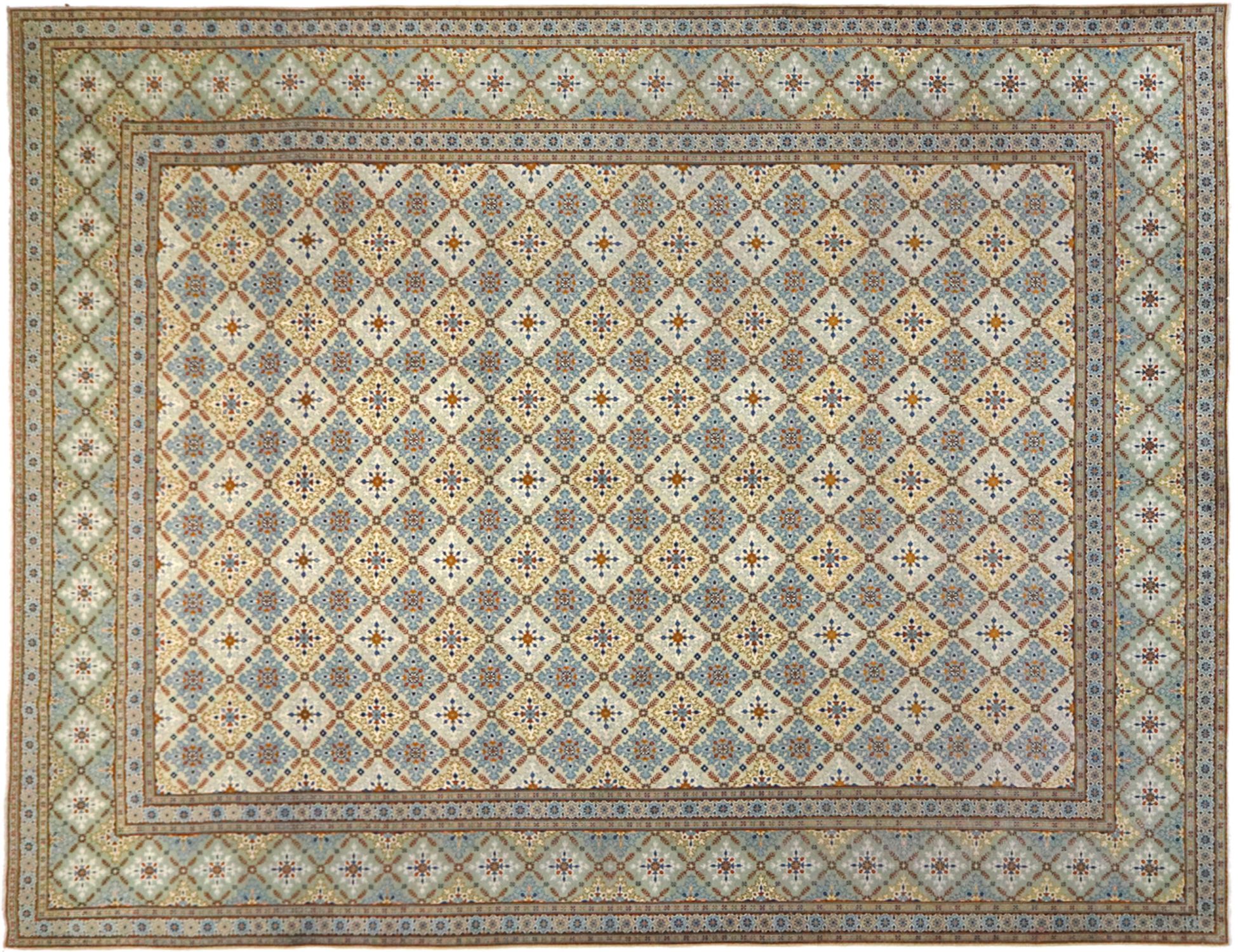 Tabriz Patina  <br/>385 x 278 cm