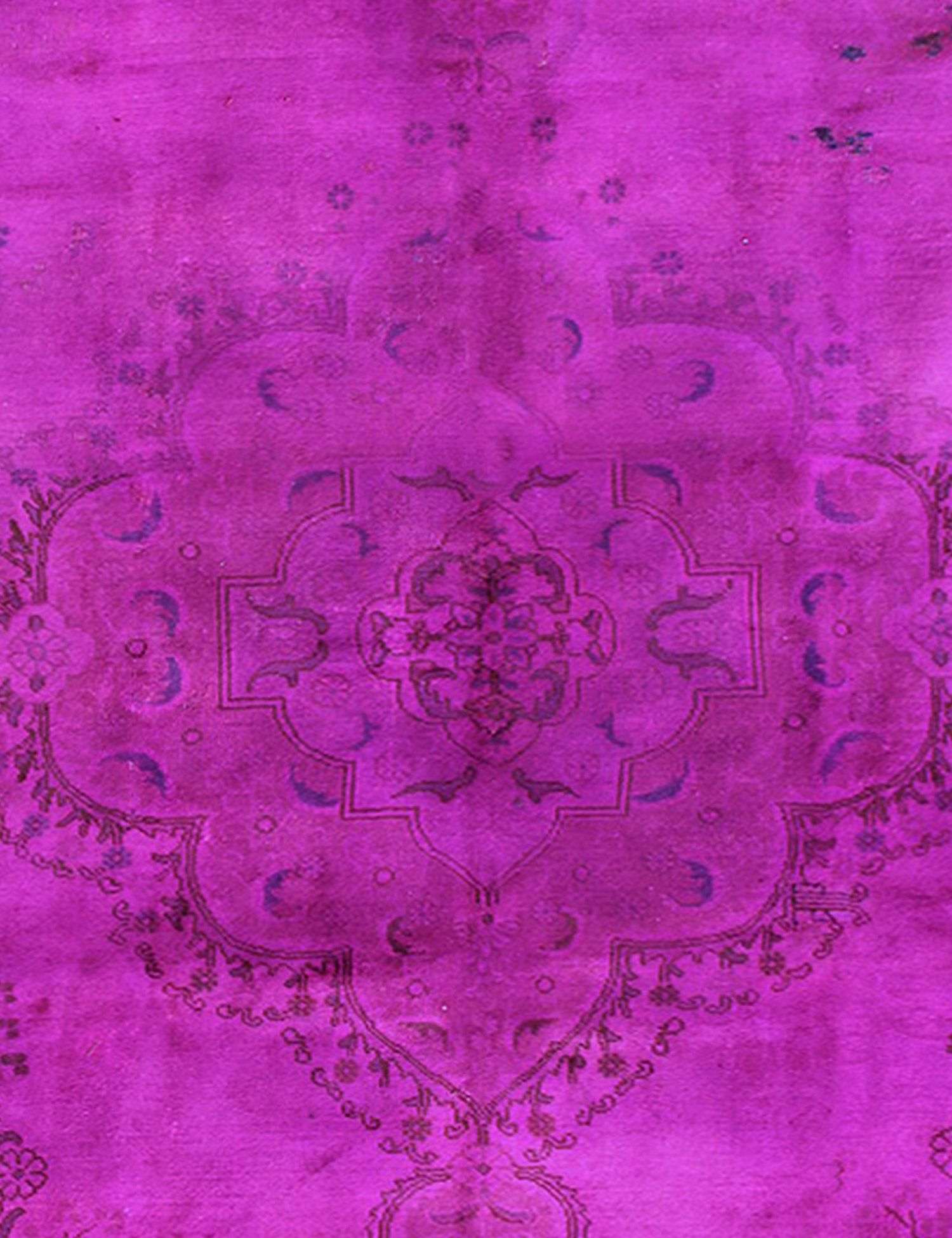 Persian Vintage    <br/>250 x 205 cm