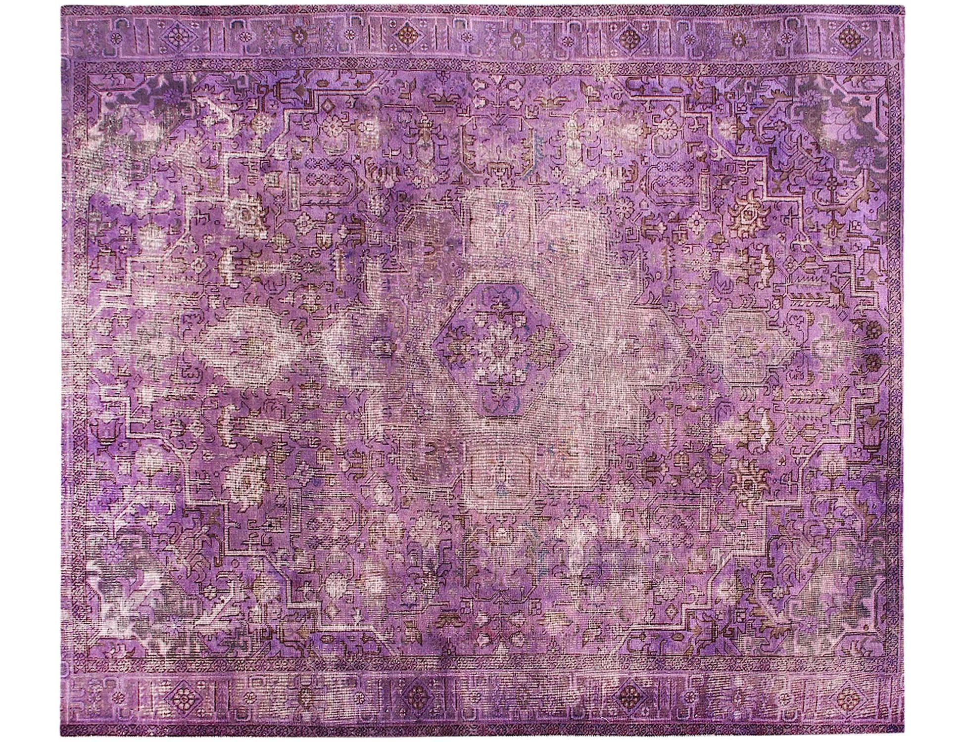 Persian Vintage    <br/>330 x 287 cm