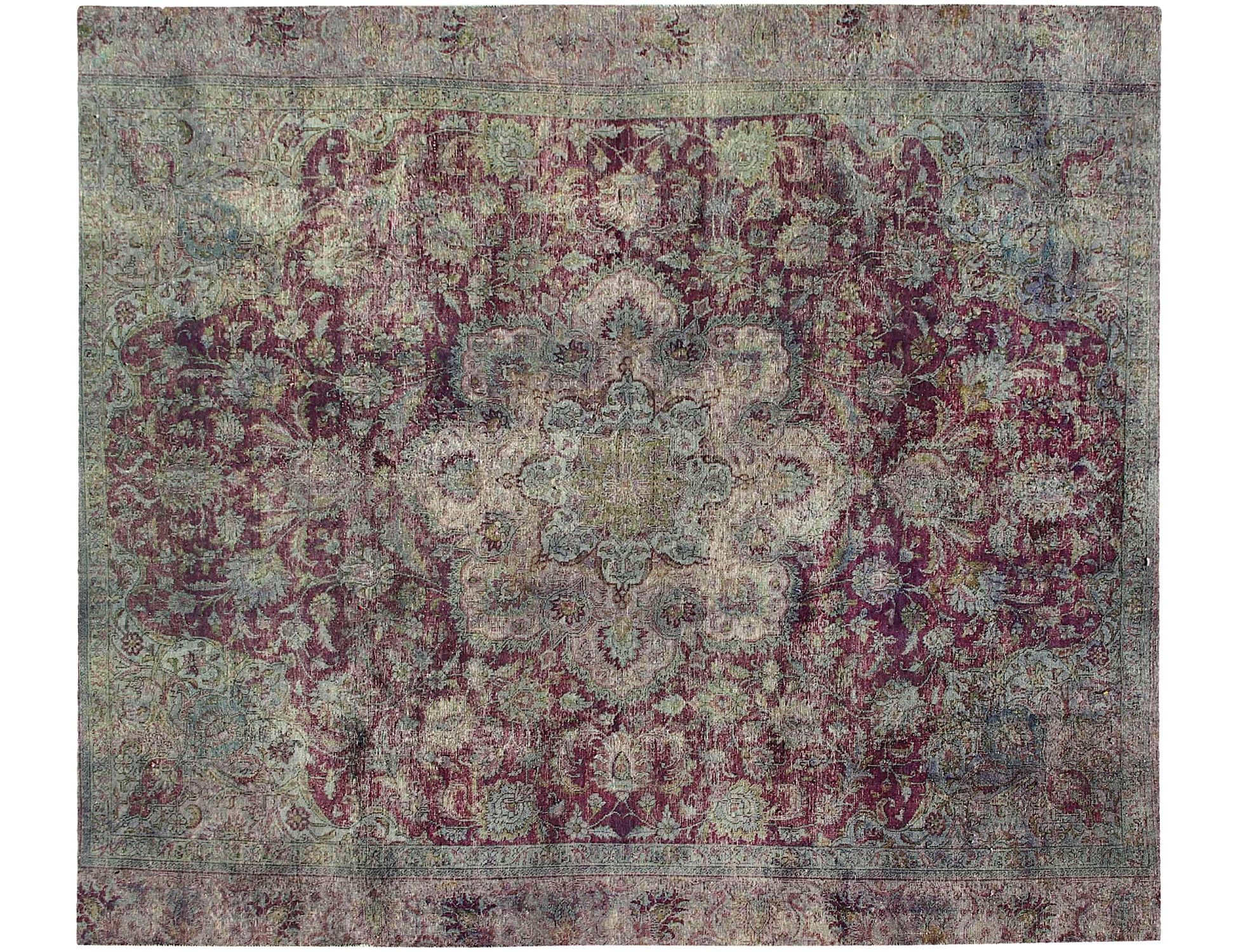 Persian Vintage    <br/>320 x 282 cm