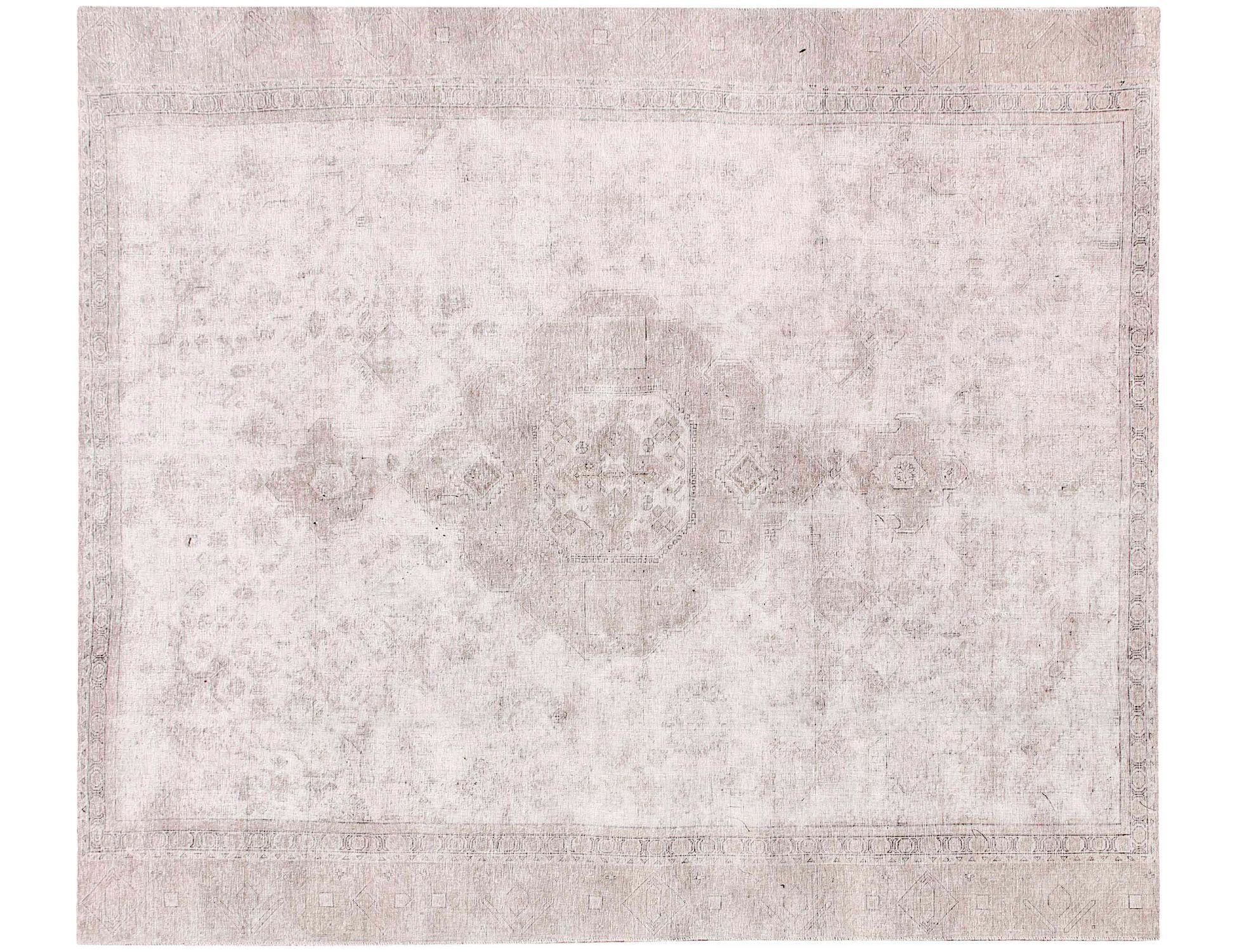 Persian Vintage    <br/>310 x 268 cm