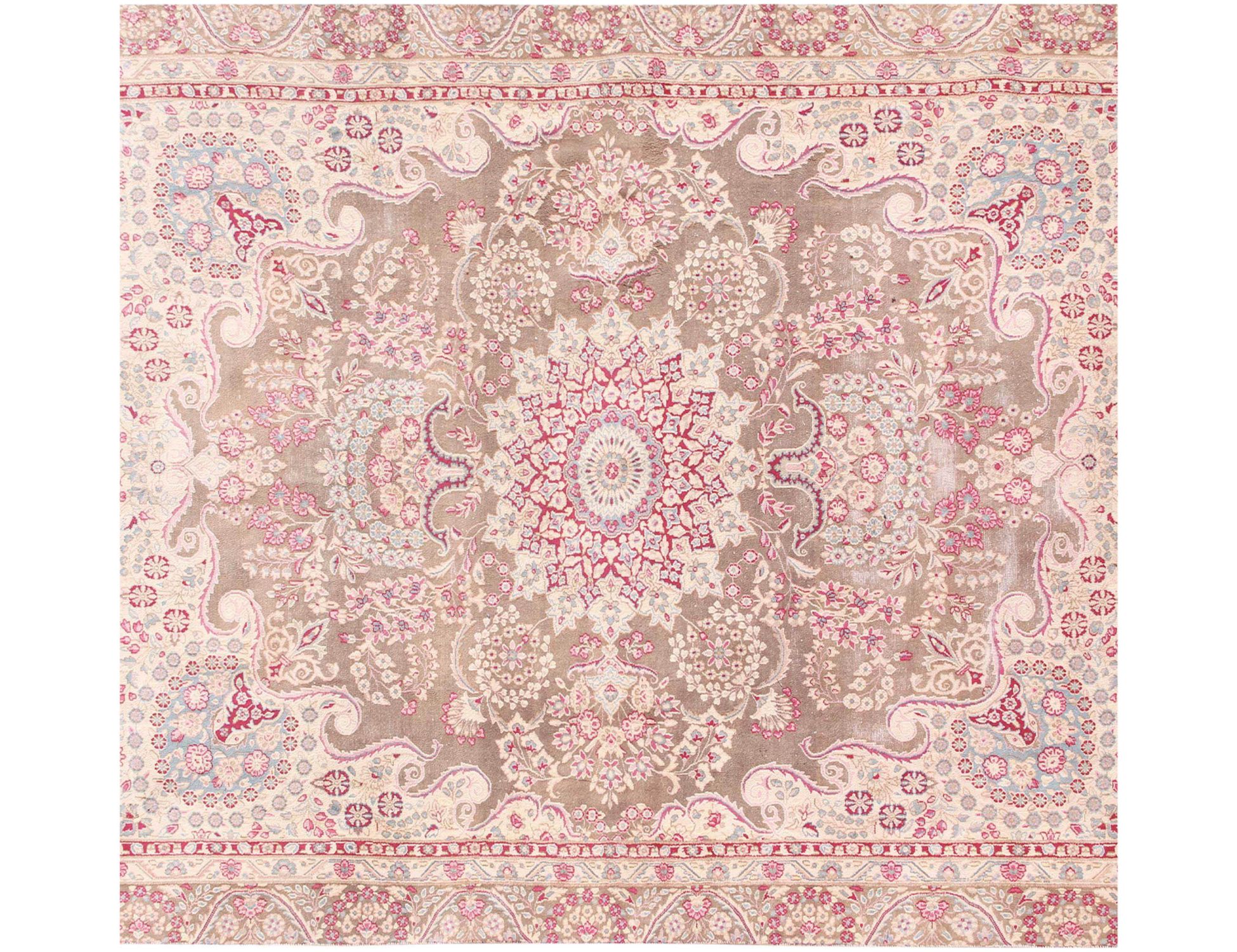 Persian Vintage    <br/>247 x 247 cm