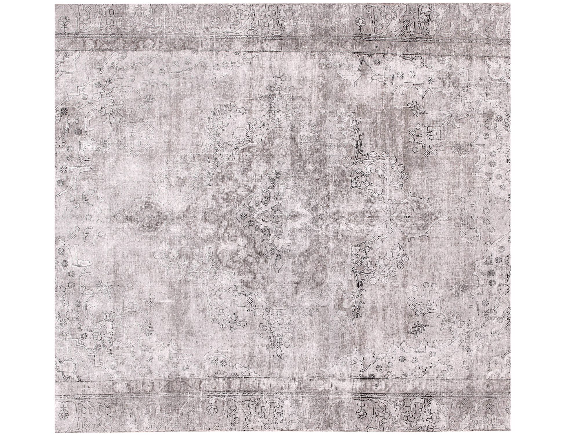 Persian Vintage    <br/>267 x 267 cm
