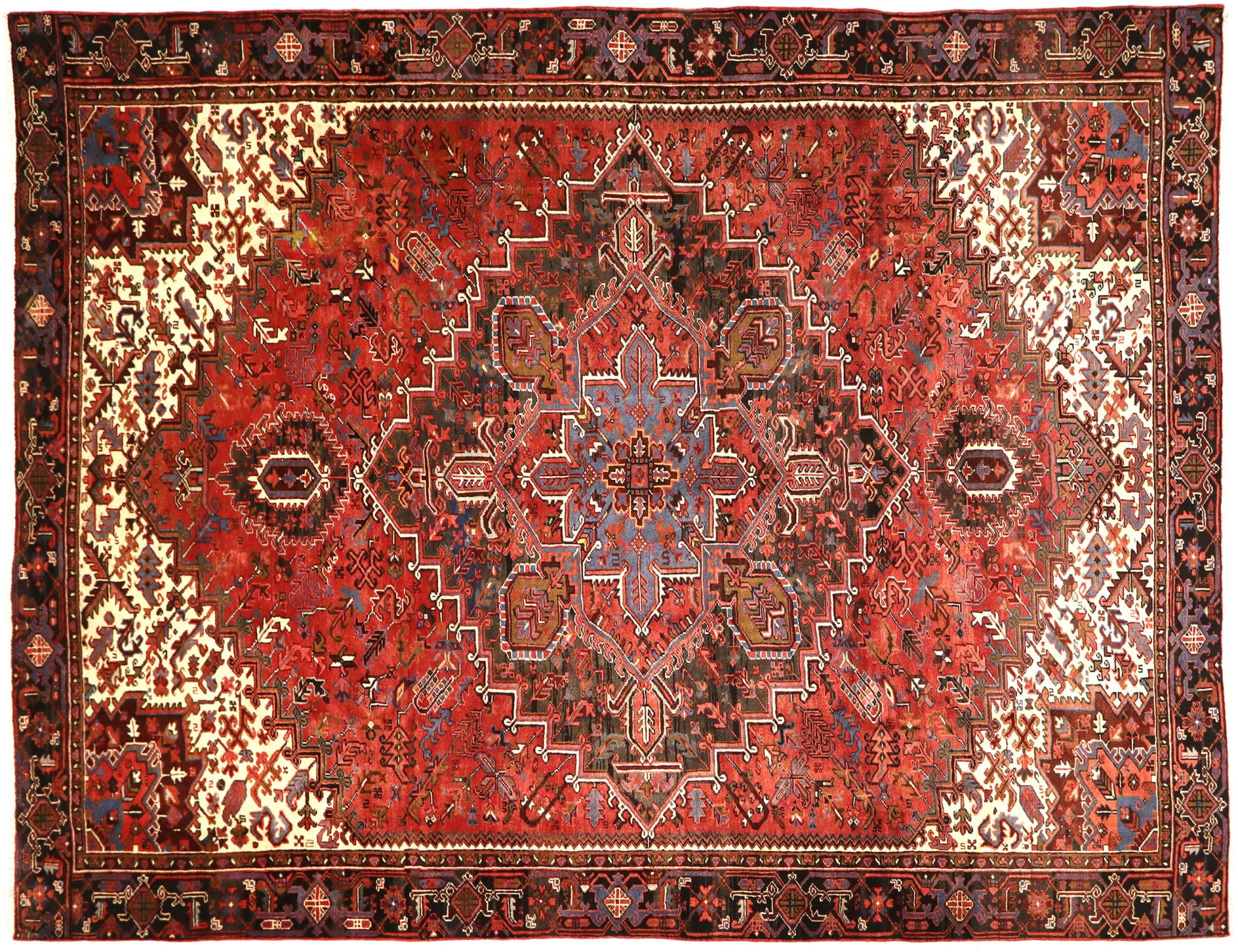 Heriz  <br/>388 x 293 cm