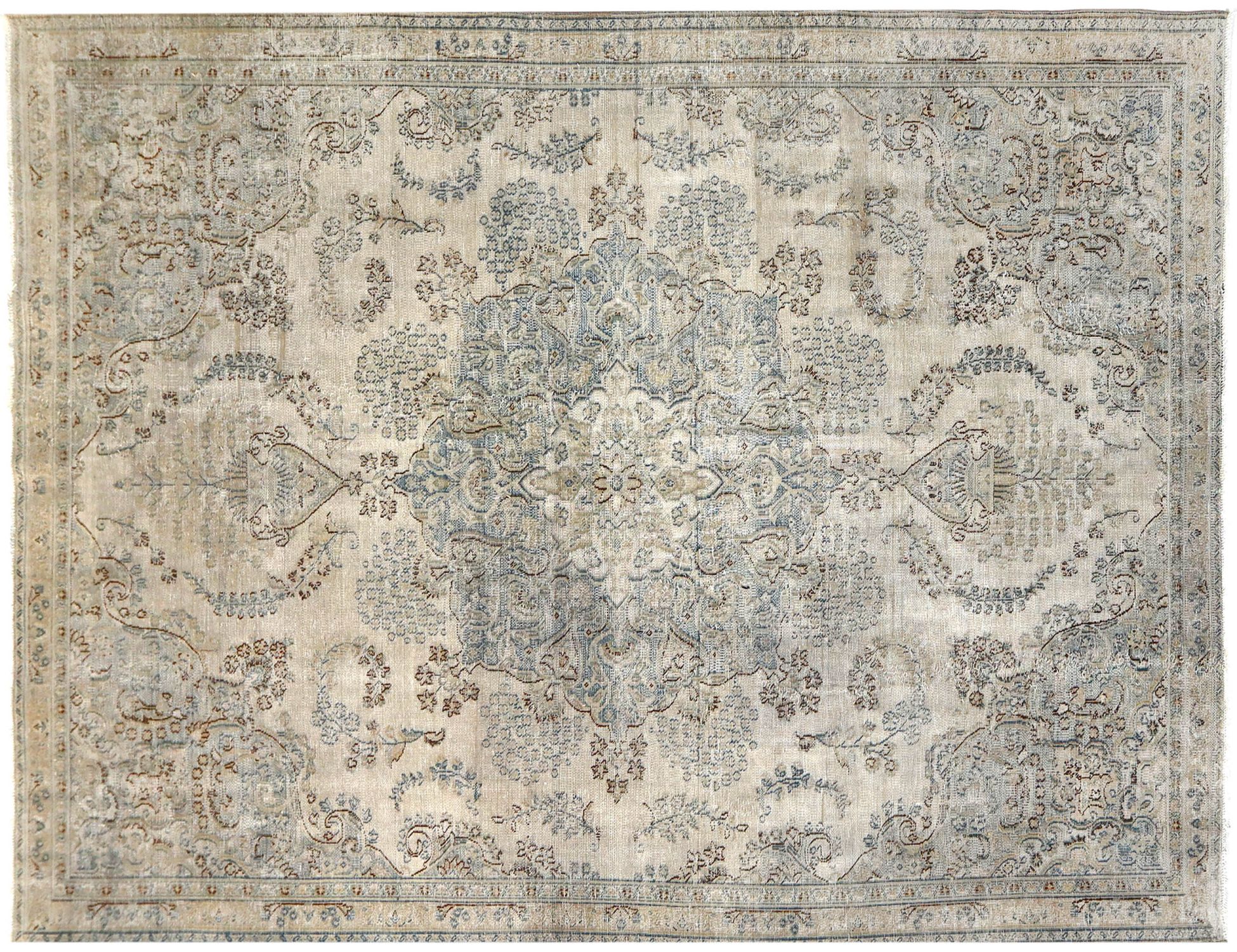 Vintage    <br/>320 x 215 cm